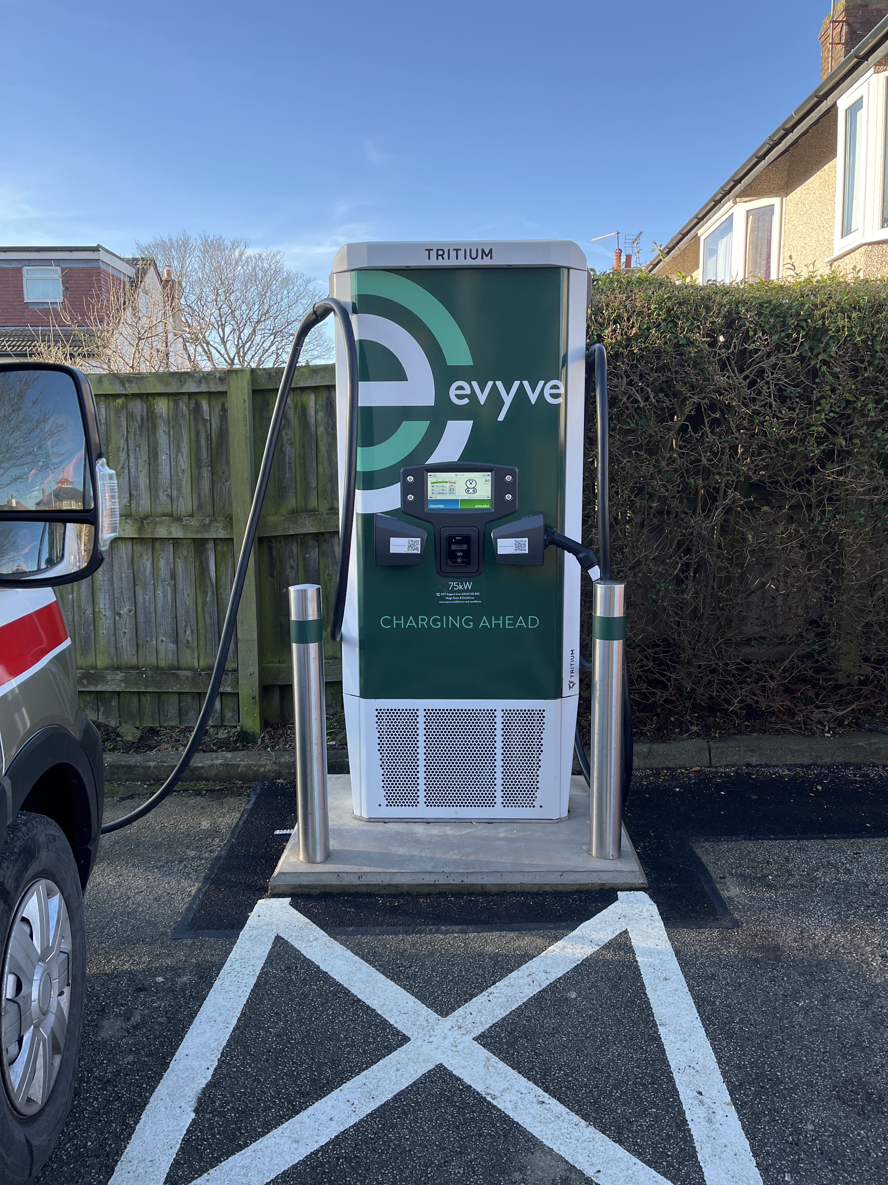 Images evyve Charging Station