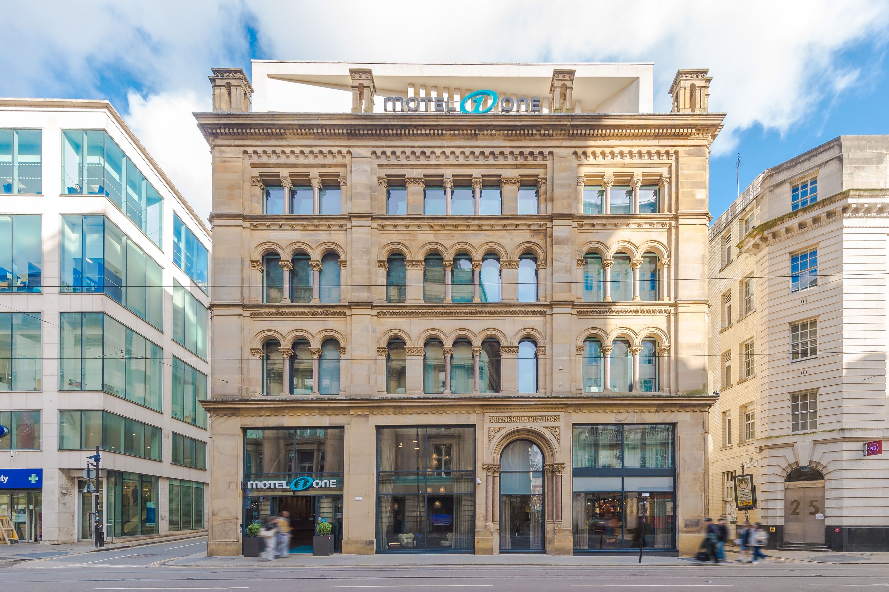 Hotel Motel One Manchester-Royal Exchange - Exterior