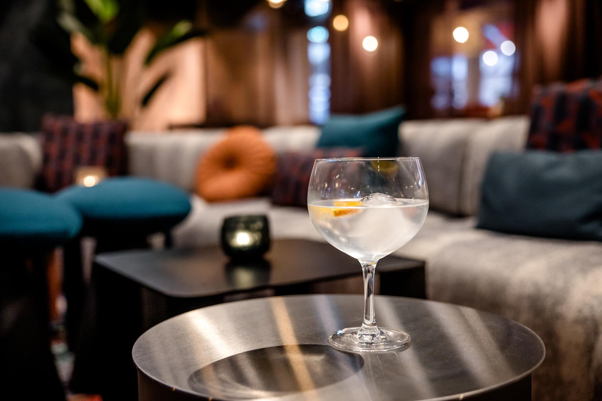 Hotel Motel One Frankfurt-Riverside, Lange Str. 5-9 in Frankfurt am Main