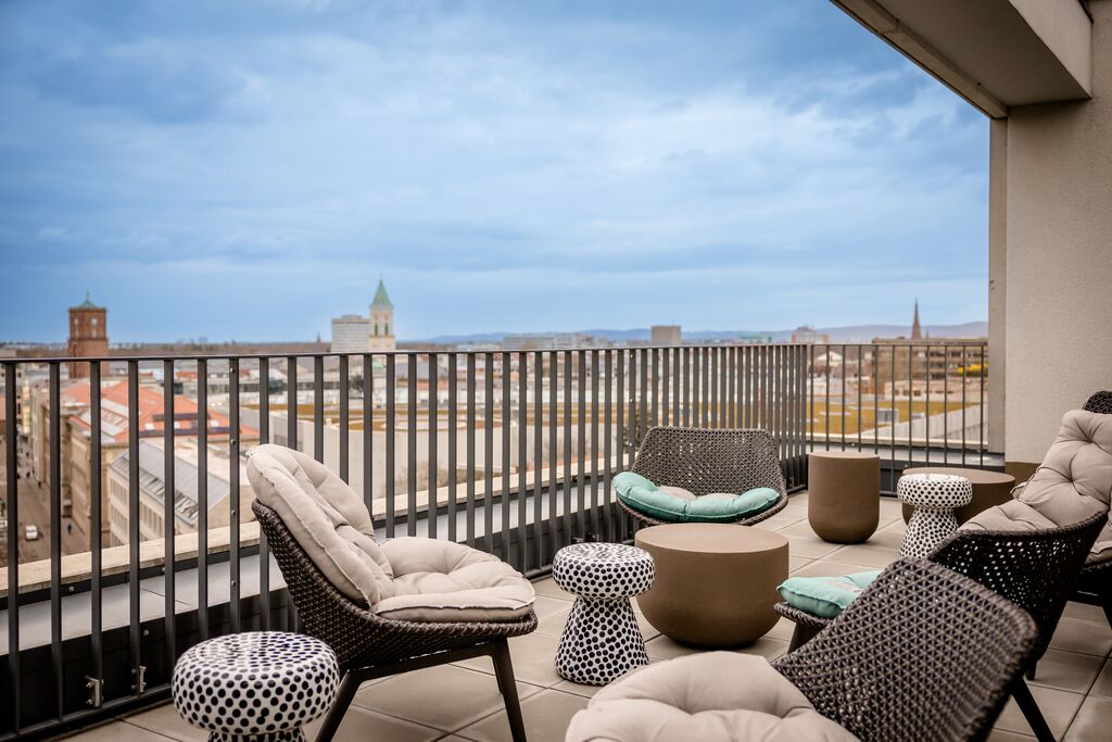 Rooftop One Bar Karlsruhe, Kriegsstraße 23-25 in Karlsruhe