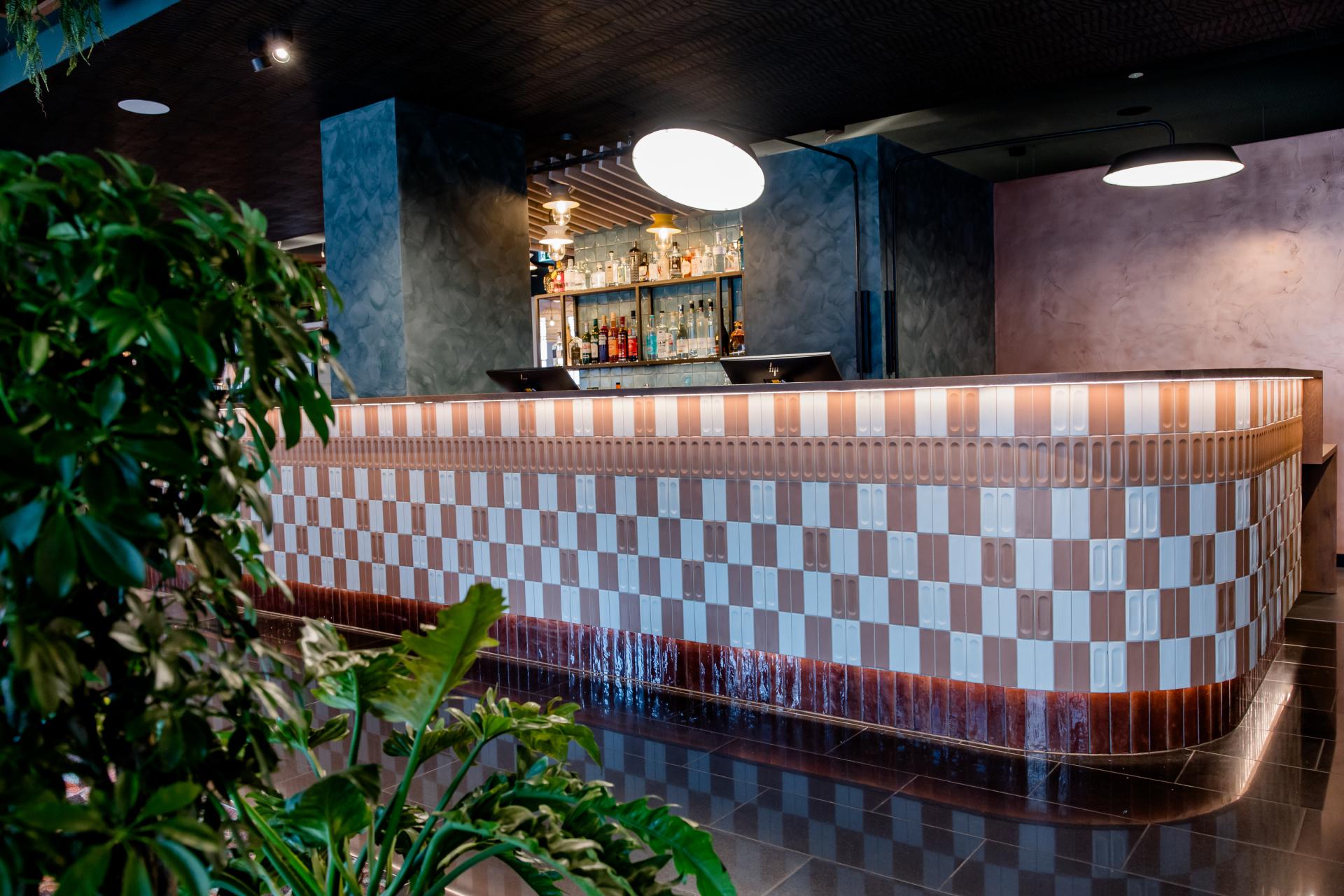 Hotel Motel One Frankfurt-Riverside, Lange Str. 5-9 in Frankfurt am Main