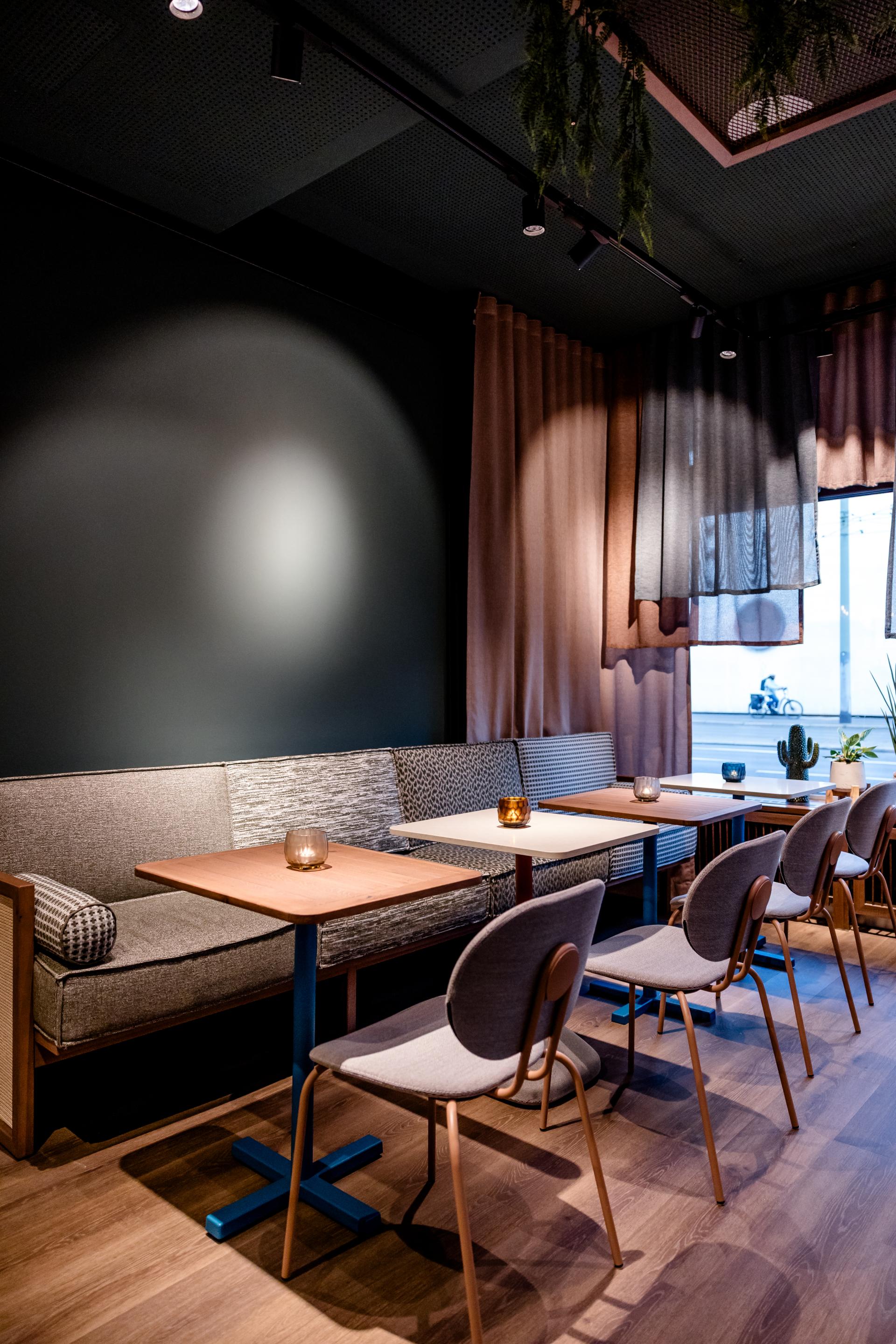 Hotel Motel One Frankfurt-Riverside, Lange Str. 5-9 in Frankfurt am Main