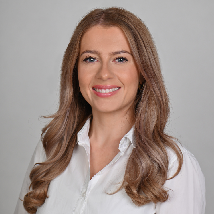 DEVK Versicherungen: Jana Albertsen, Marktstr. 6-8 in Elmshorn