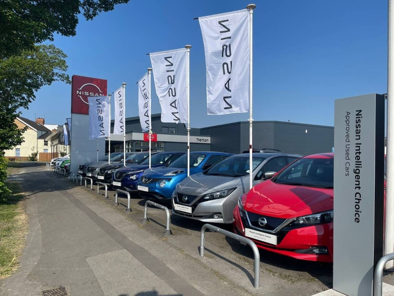 Images Nissan Hull