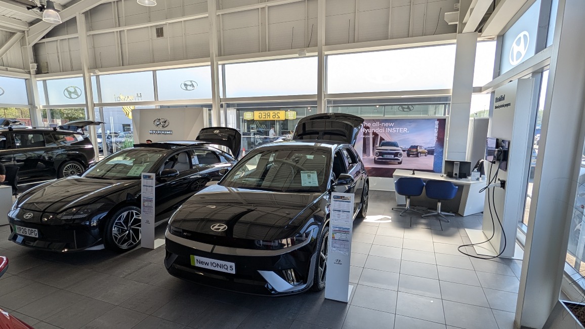 Hyundai Sheffield Interior Cars