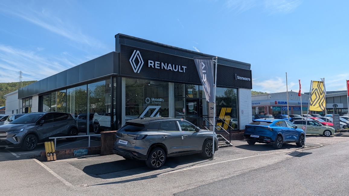 Stoneacre Renault Sheffield Dealership Exterior