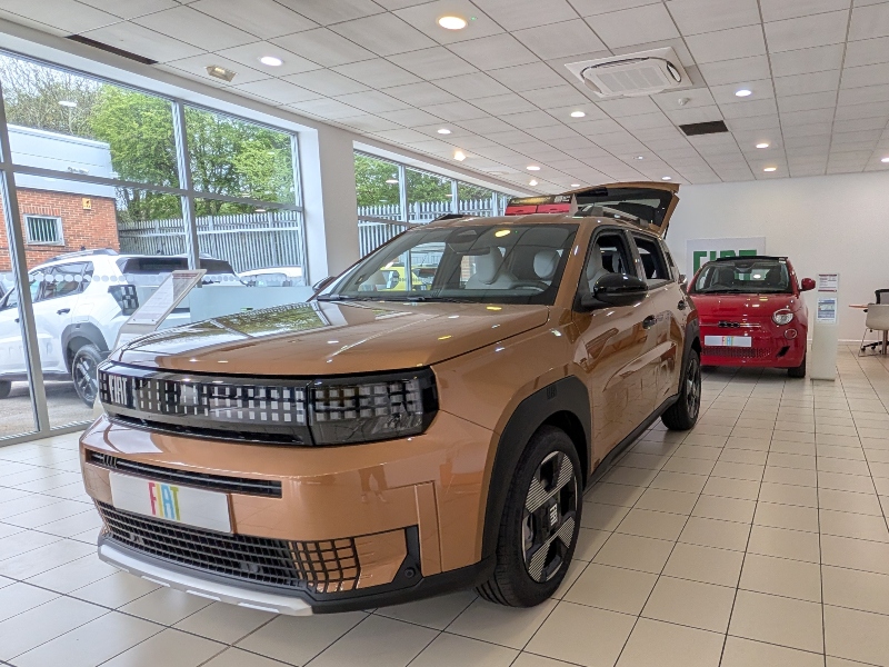 Fiat Chesterfield Showroom