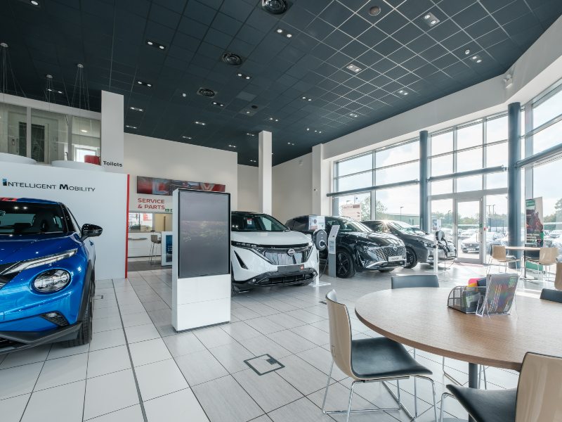 Images Nissan Grimsby