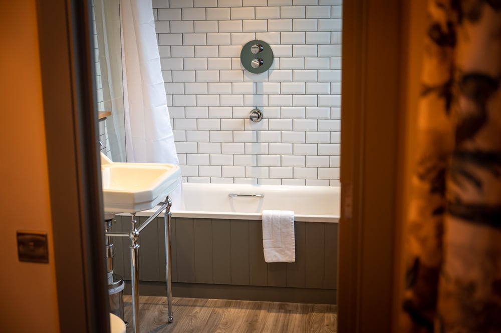 Images Riverside Hotel