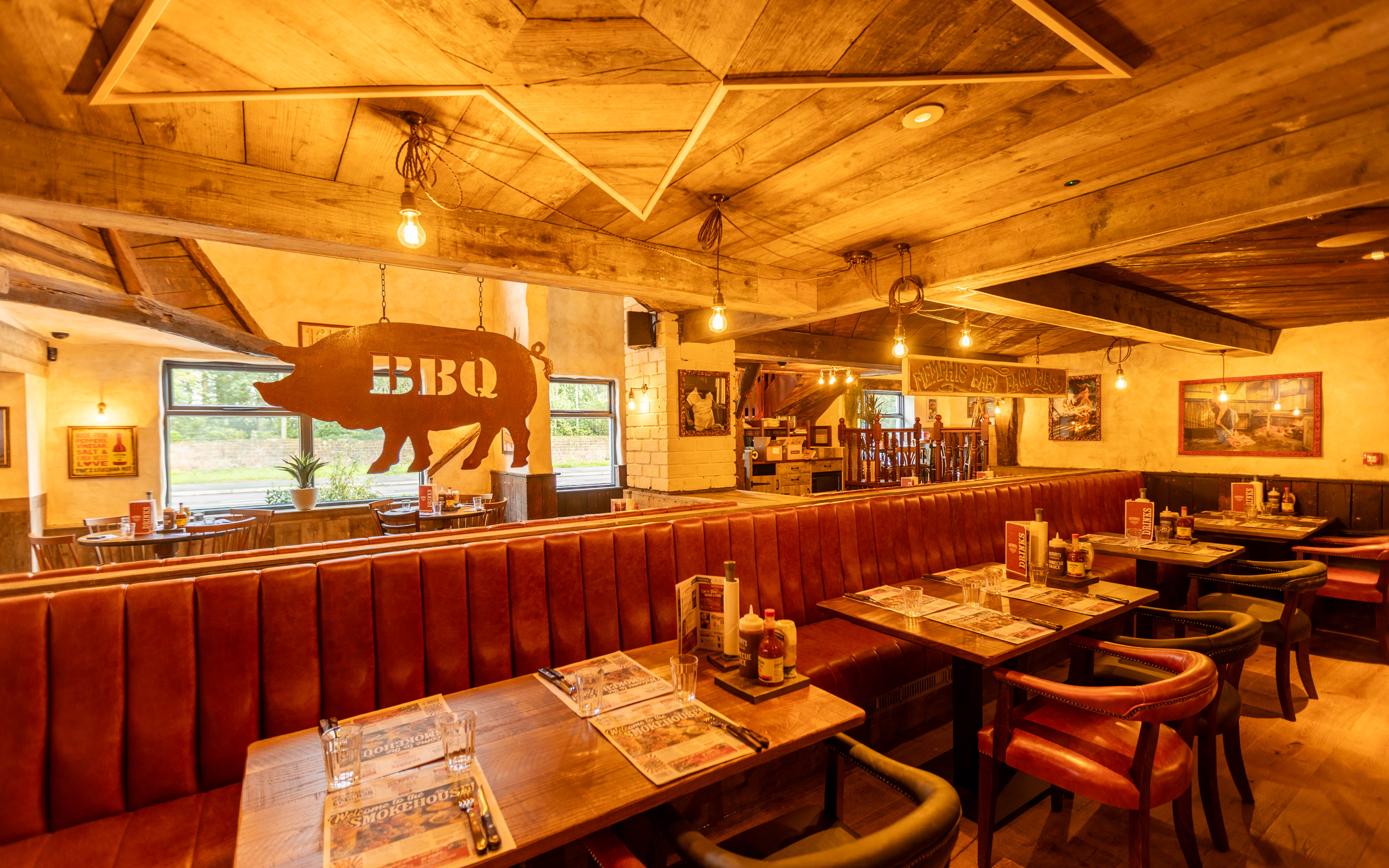 Hickory's Smokehouse Bold Heath - Texas Style Neighbourhood