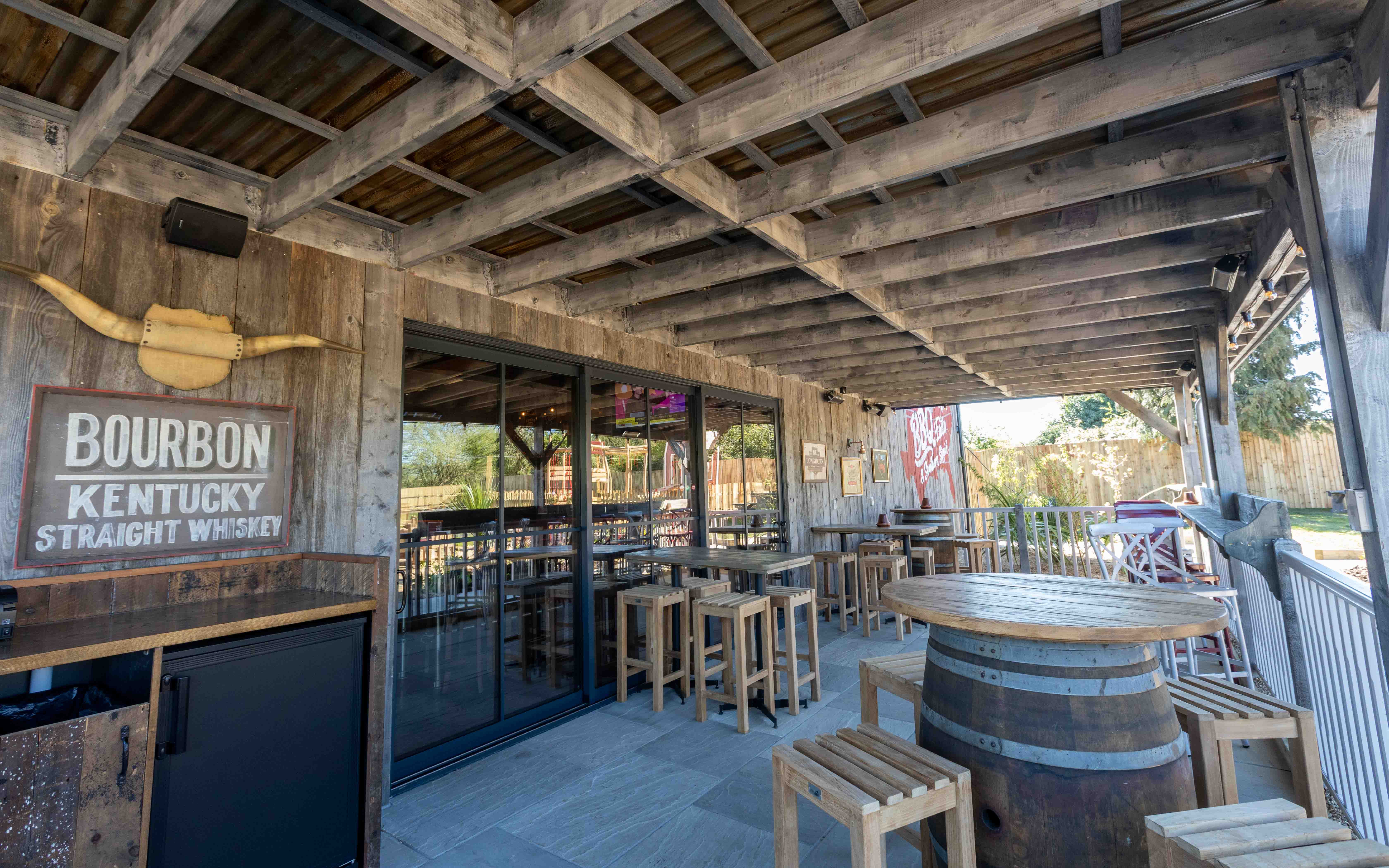 Hickory's Smokehouse Letchworth - Neighbourhood Bar Terrace