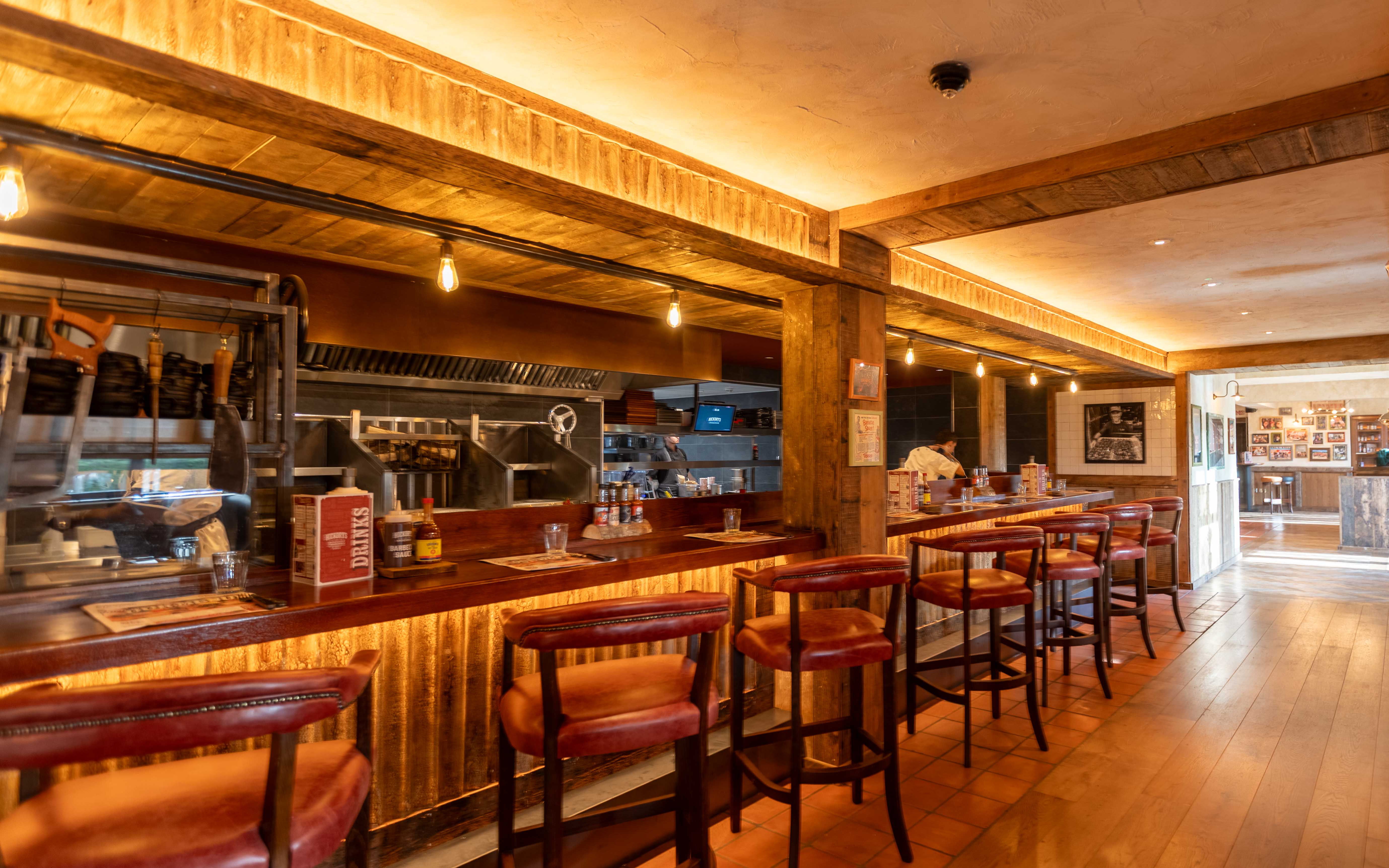 Hickory's Smokehouse Cambridge - Chefs Bar