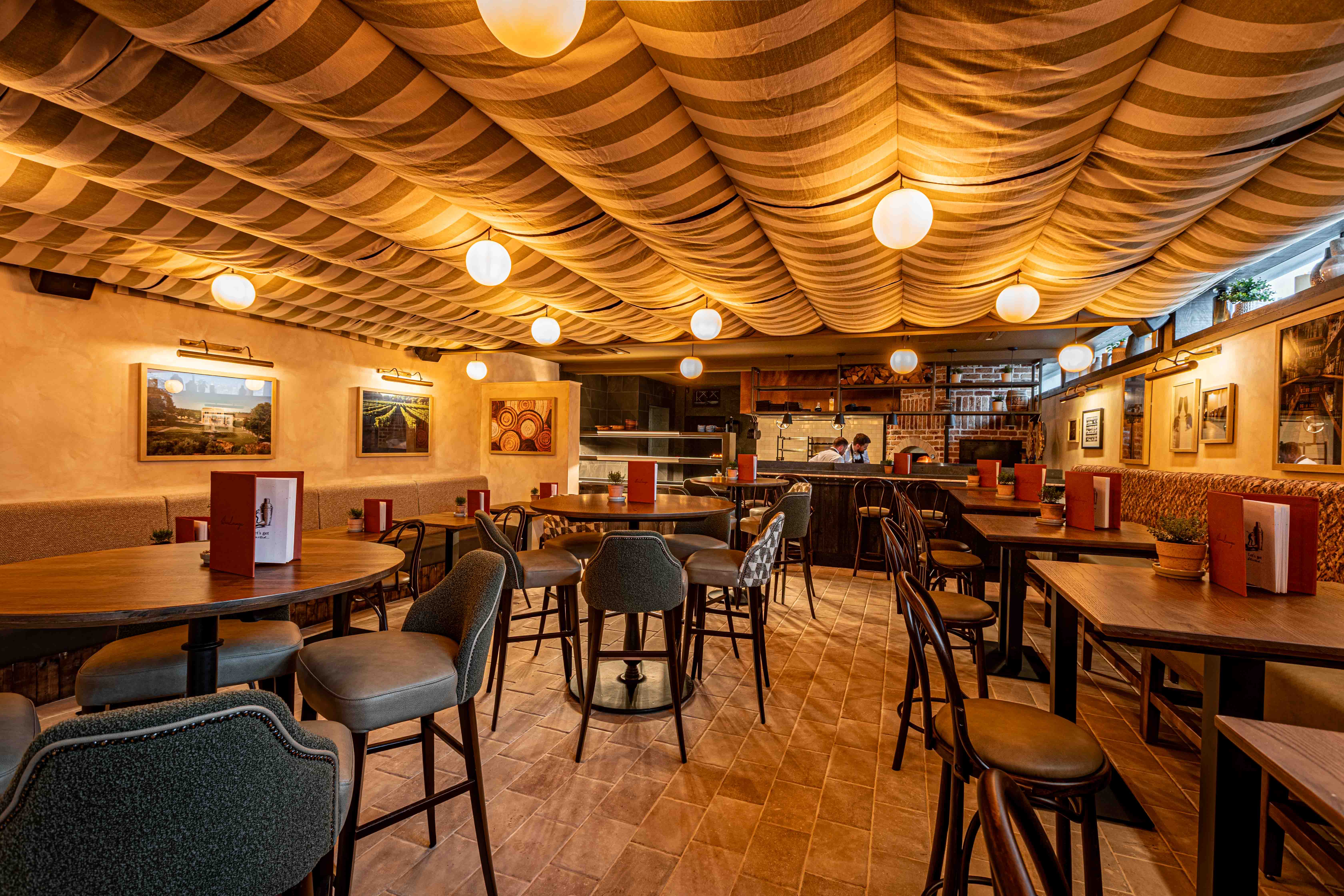 Barlounge Chester - Indoor Terrace