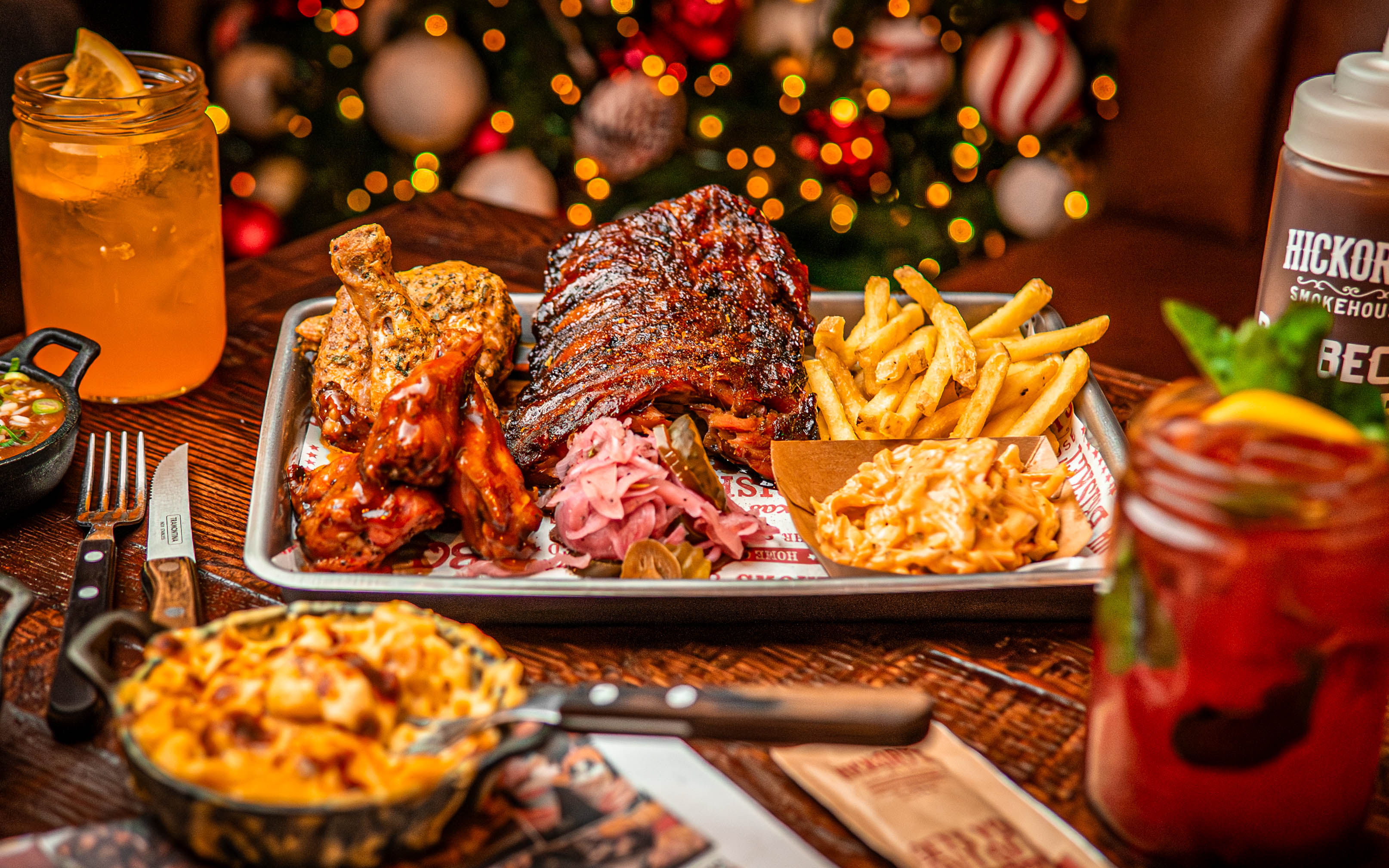 Pig n' Chicks BBQ Tray