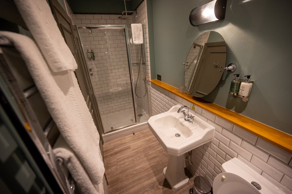 Images Riverside Hotel