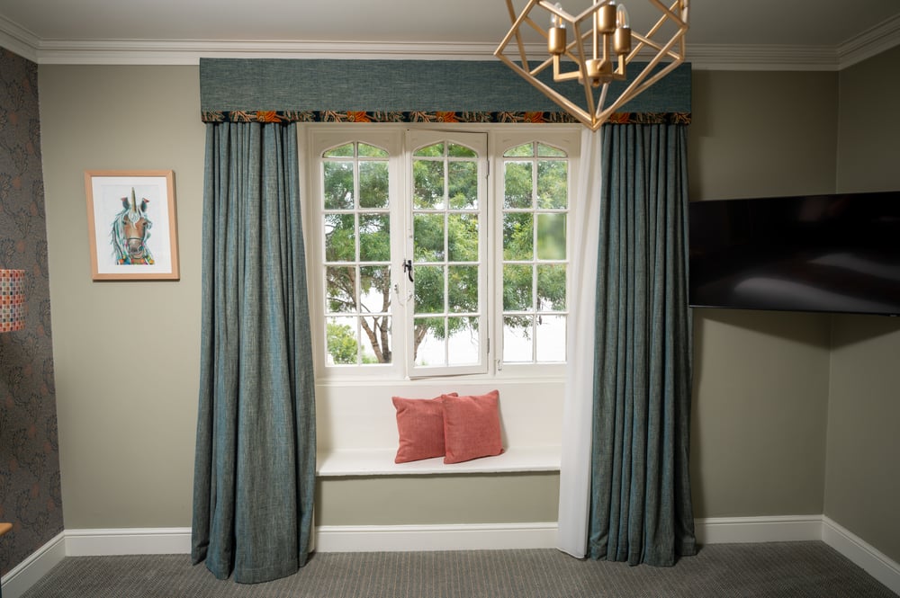 Images Royal Inn Hotel