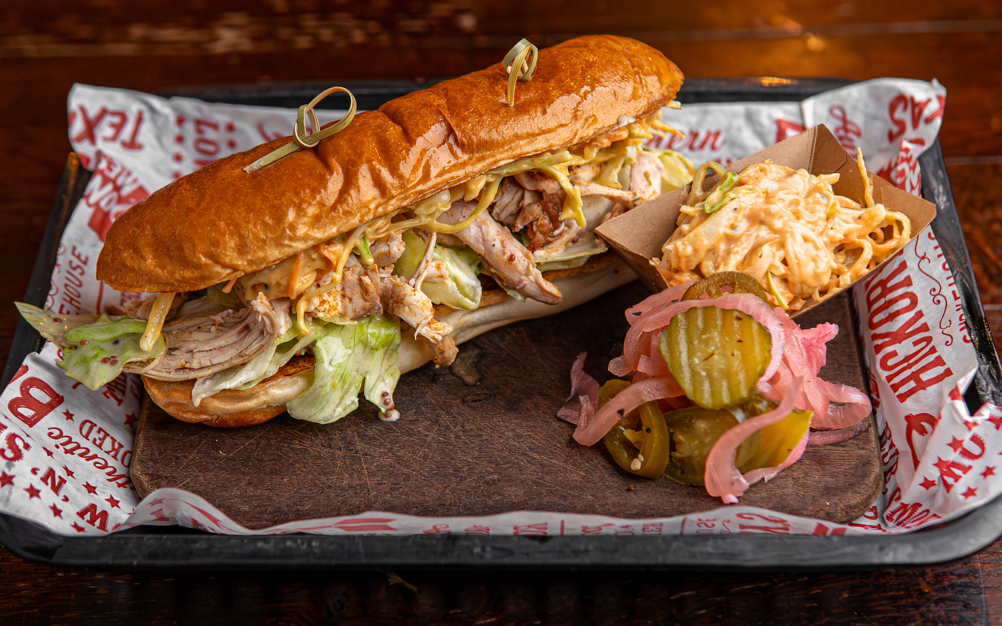 SMOKY PULLED CHICKEN SUB