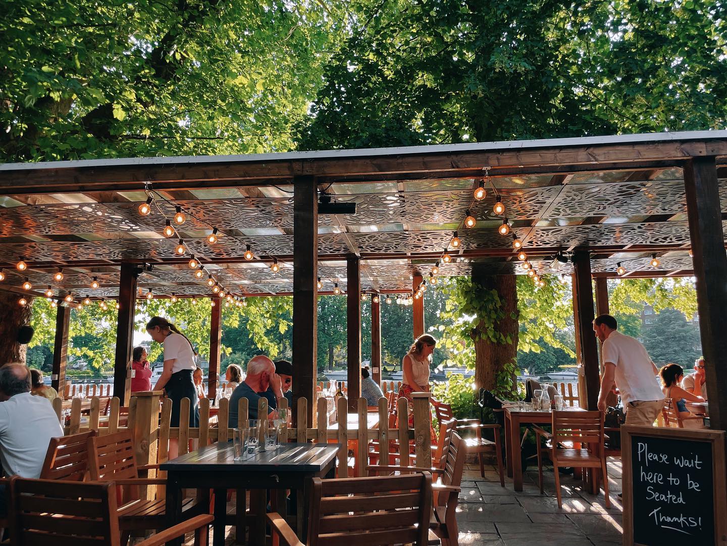 Boaters Inn Garden