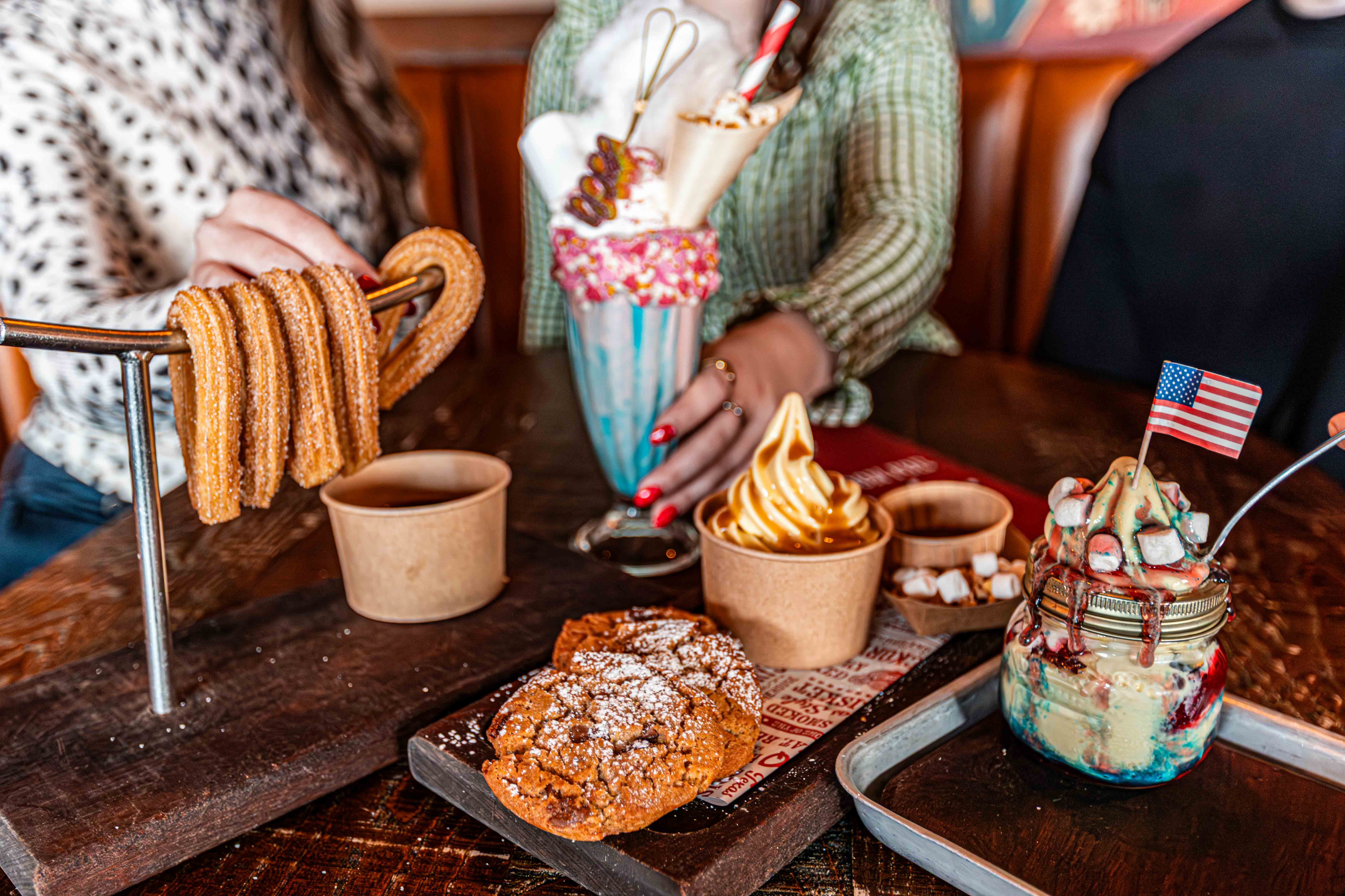 Desserts at Hickory's Smokehouse