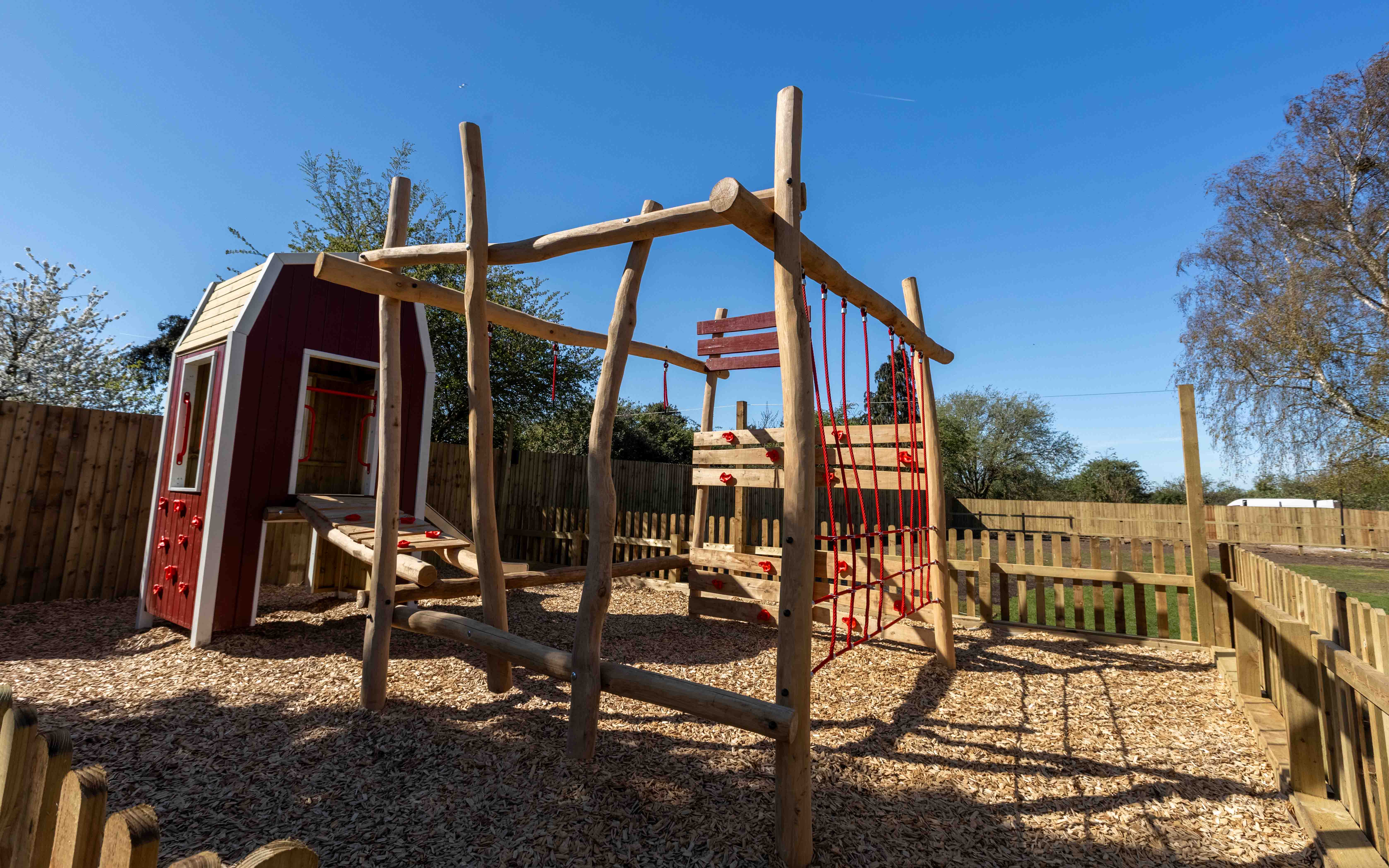 Hickory's Smokehouse Letchworth - Kids outdoor play area
