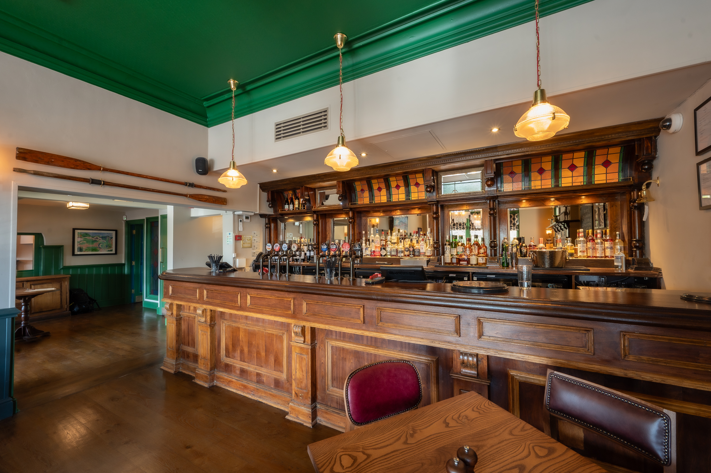 Magpie Bar Interior