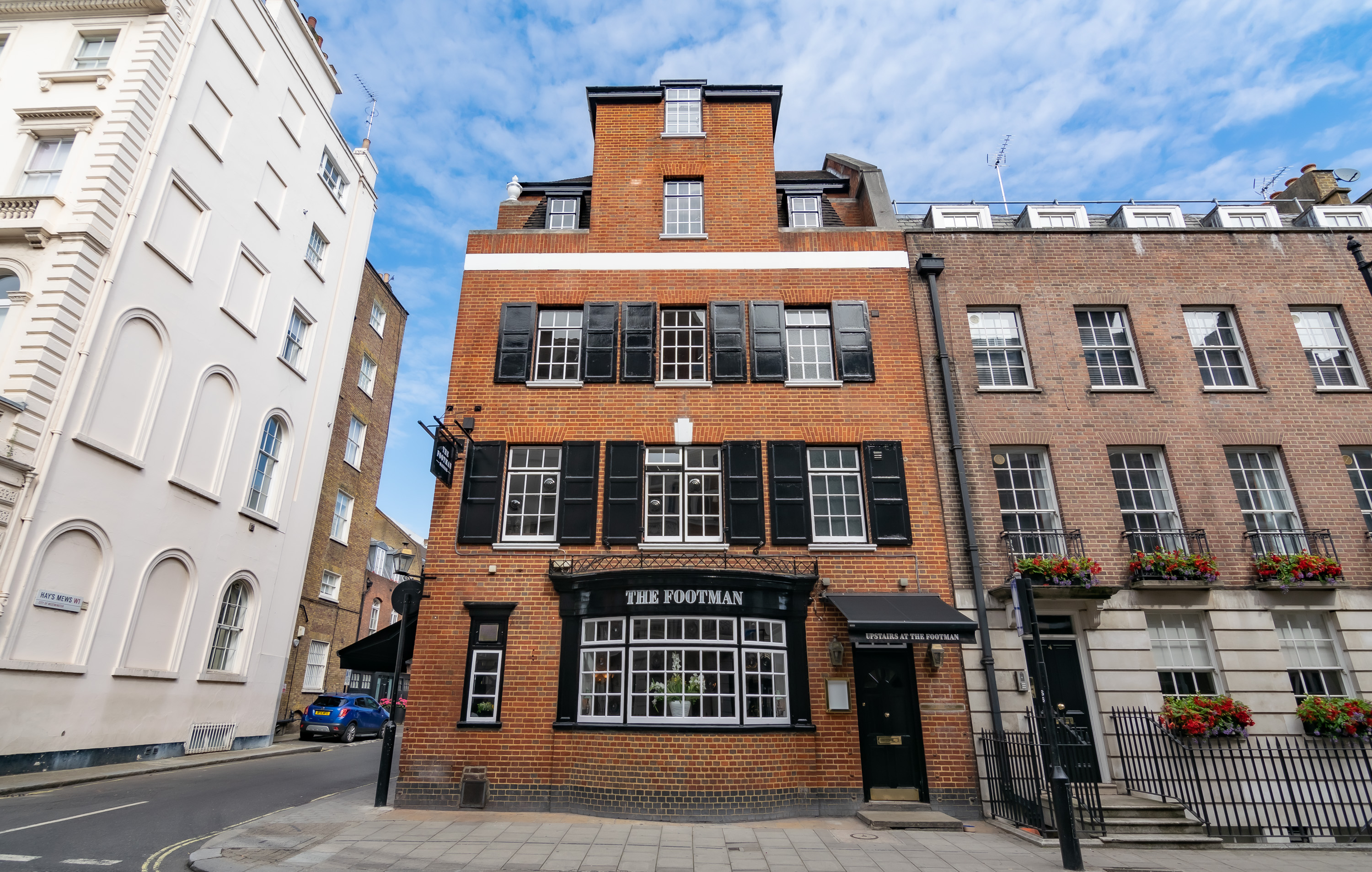 Footman Exterior