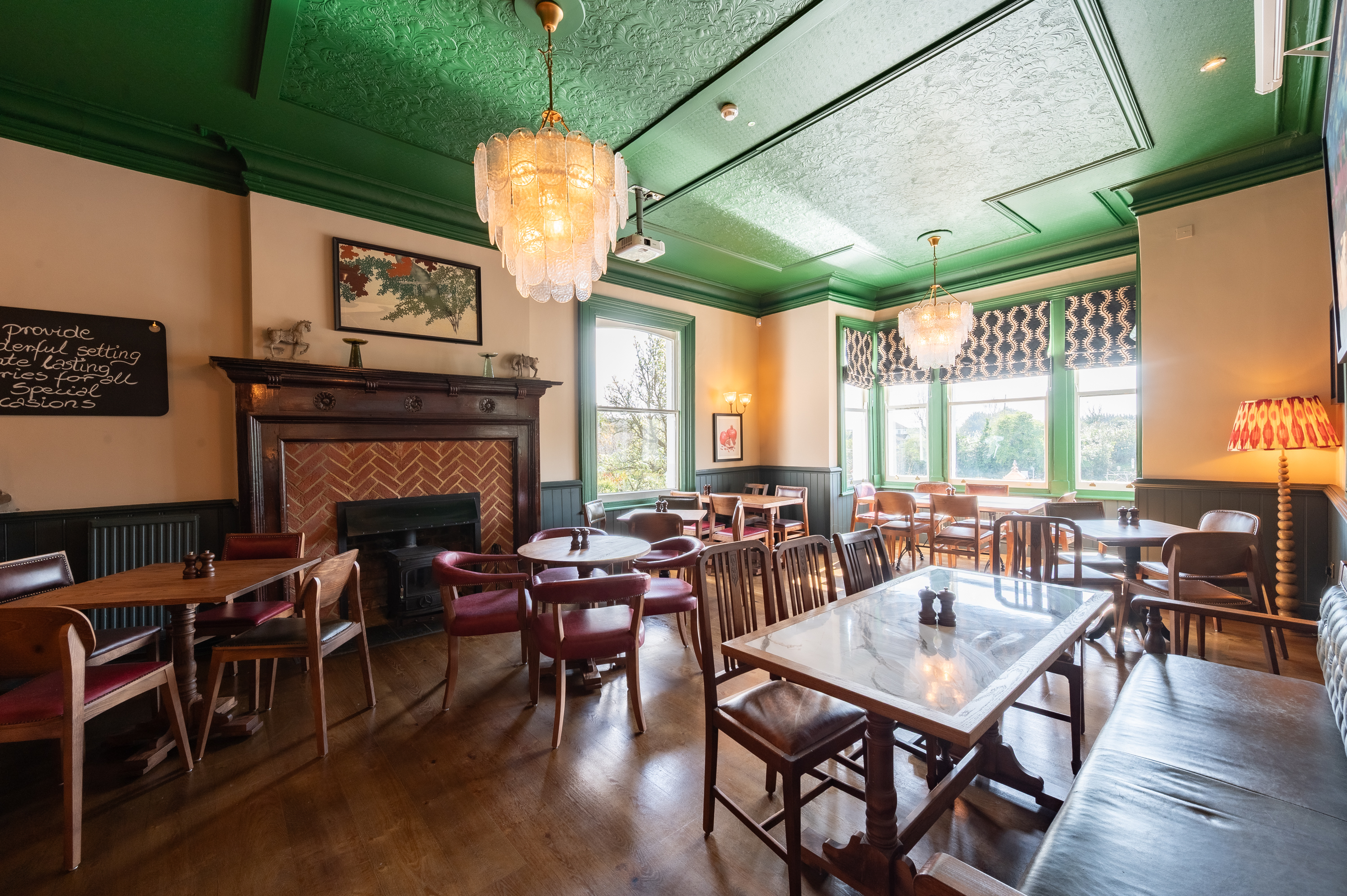 Magpie Restaurant Interior