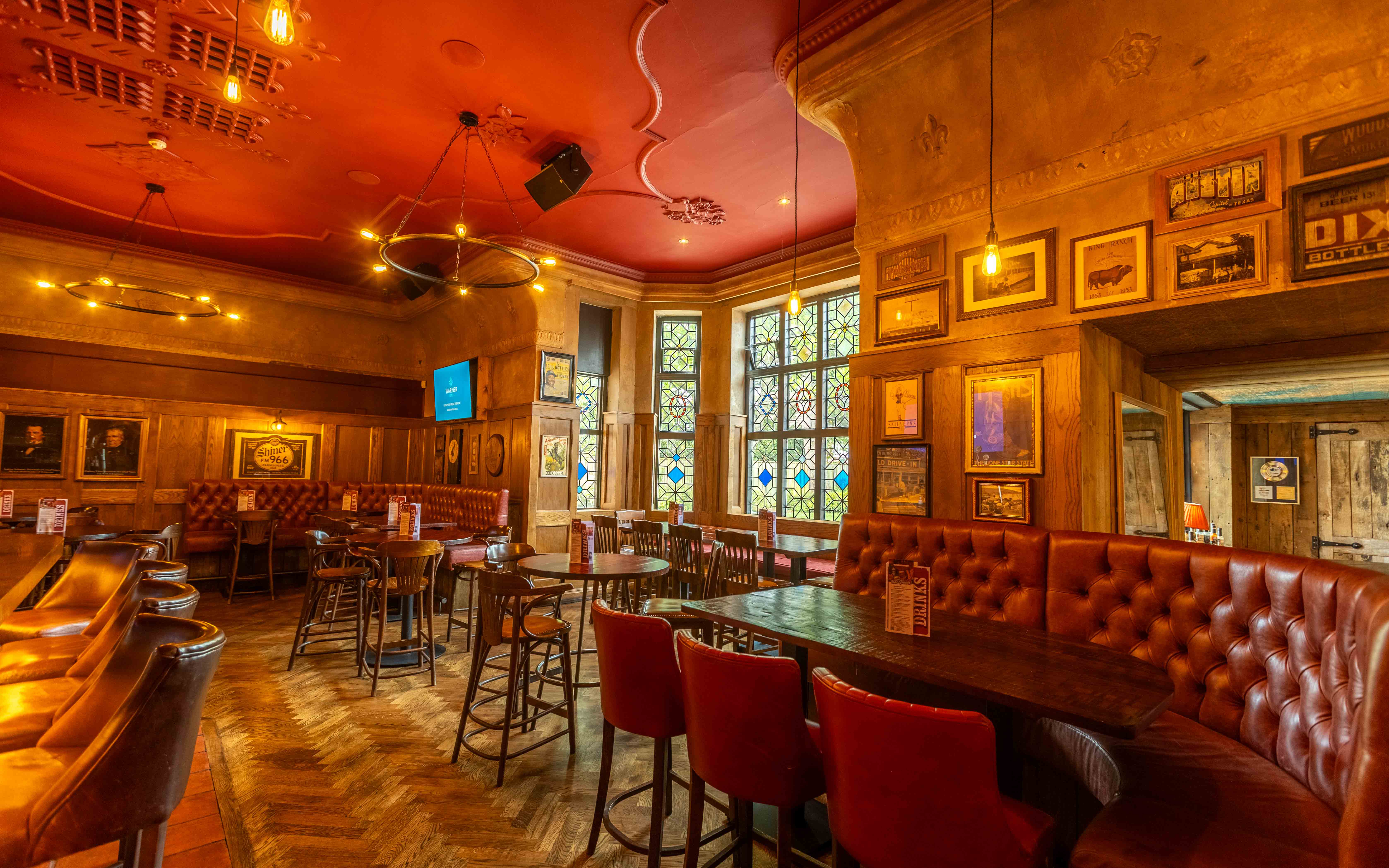 Neighbourhood Bar at Hickory's Castle Bromwich