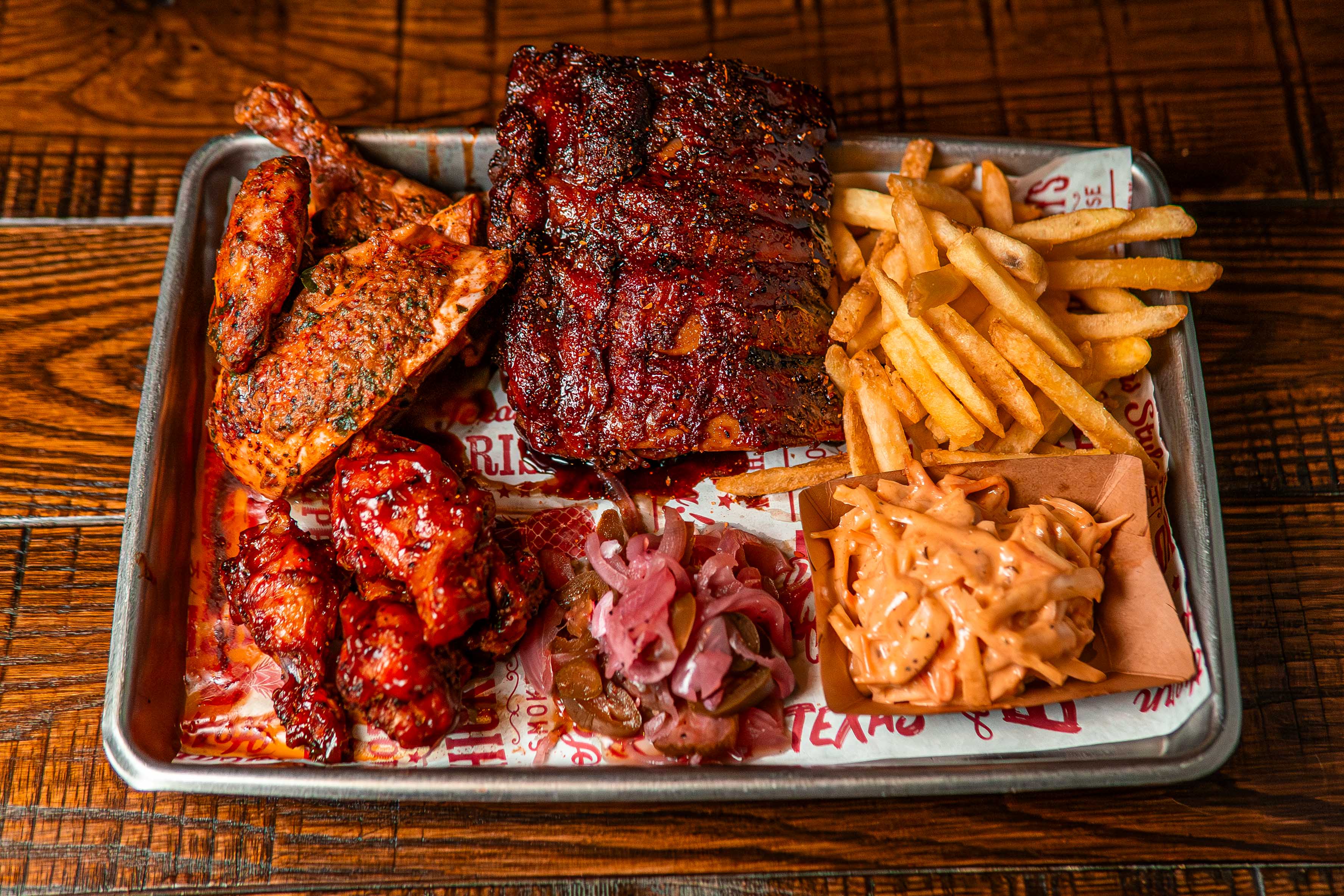 Pig n' Chicken BBQ Tray