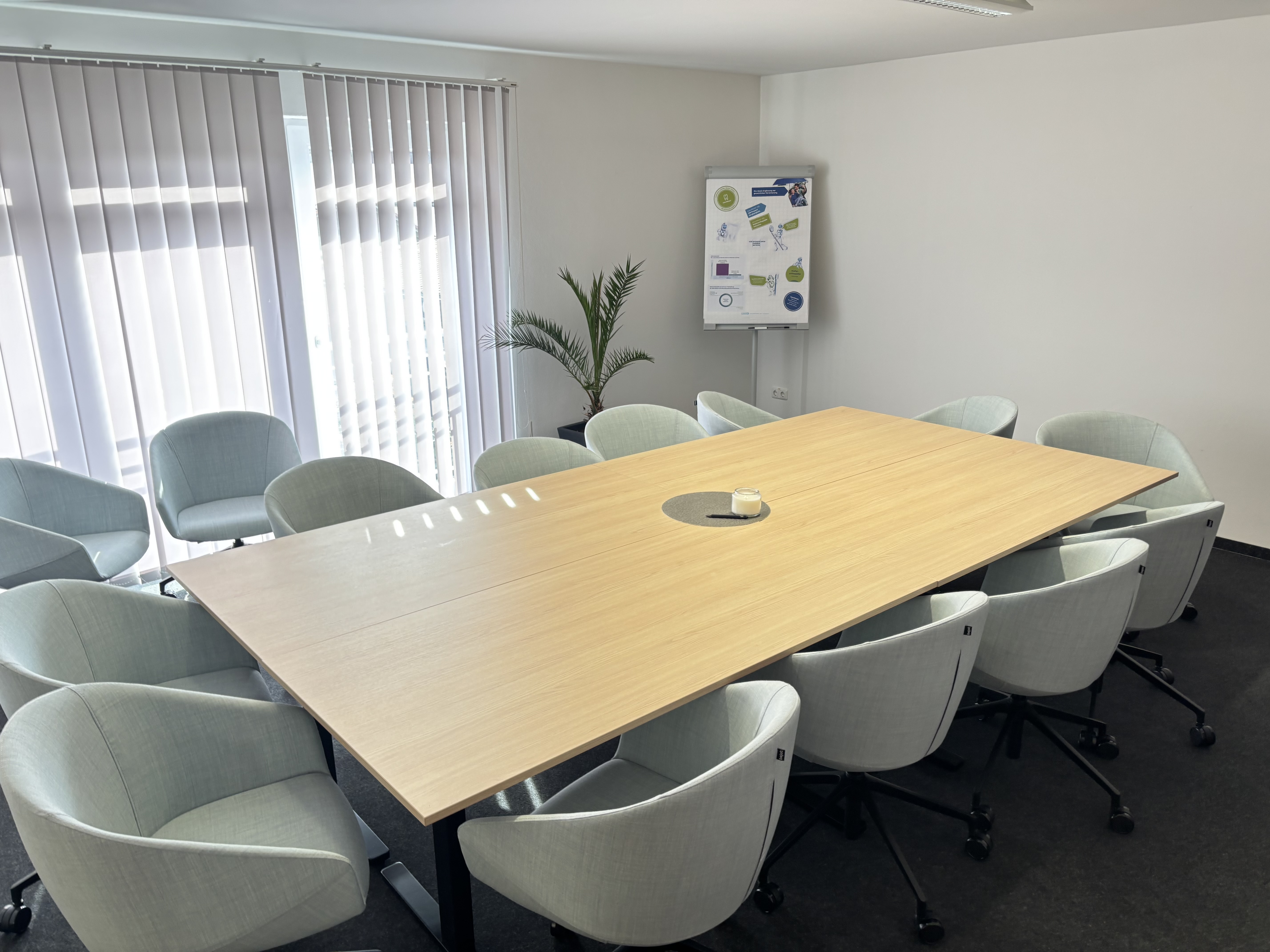 Versicherungskammer Bayern - Dobler & Mayer GbR, Marktplatz 31, 1.OG in Tüßling