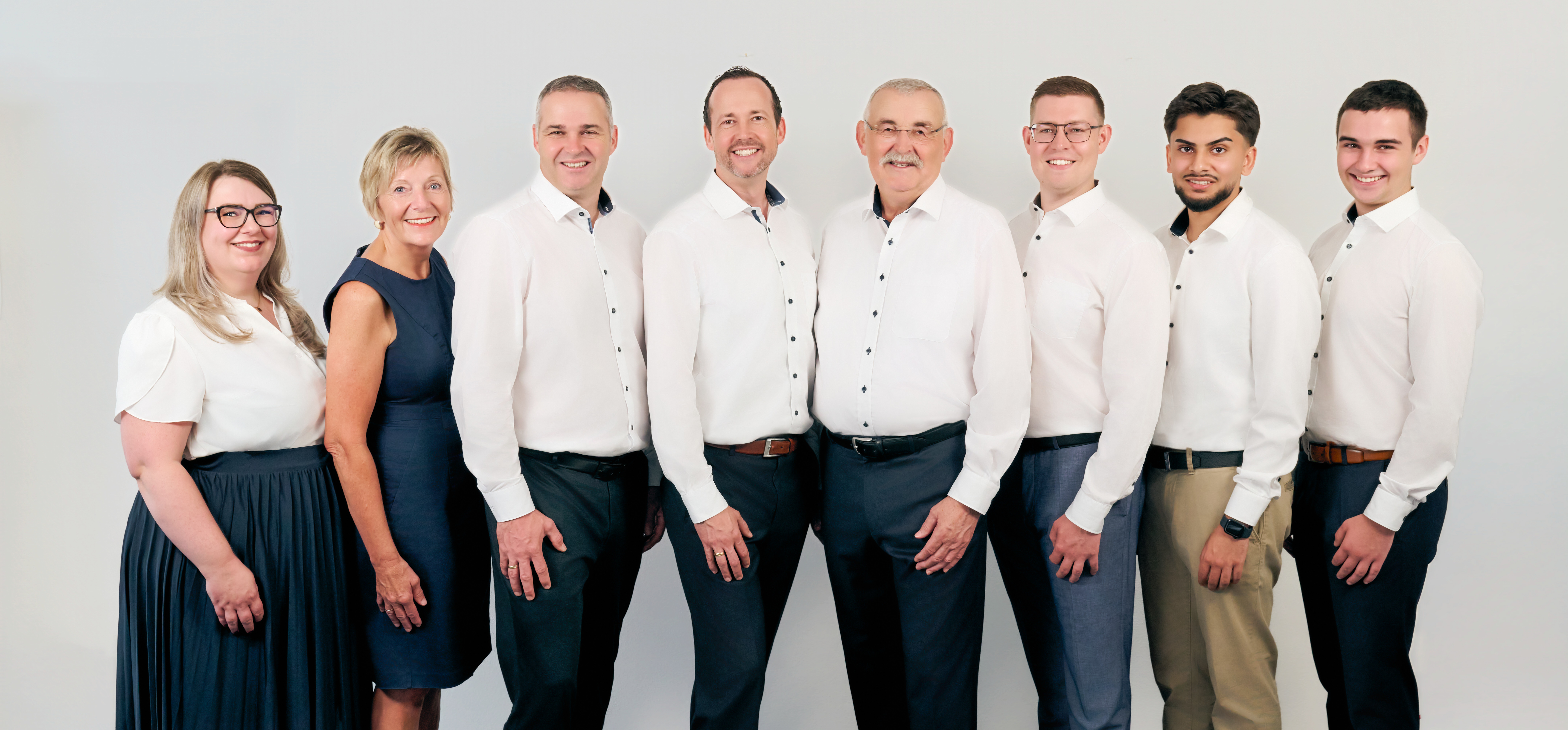 Versicherungskammer Bayern - Weinzierl Versicherungsbüro GmbH, Bruckdorfer Str. 7 in Sinzing