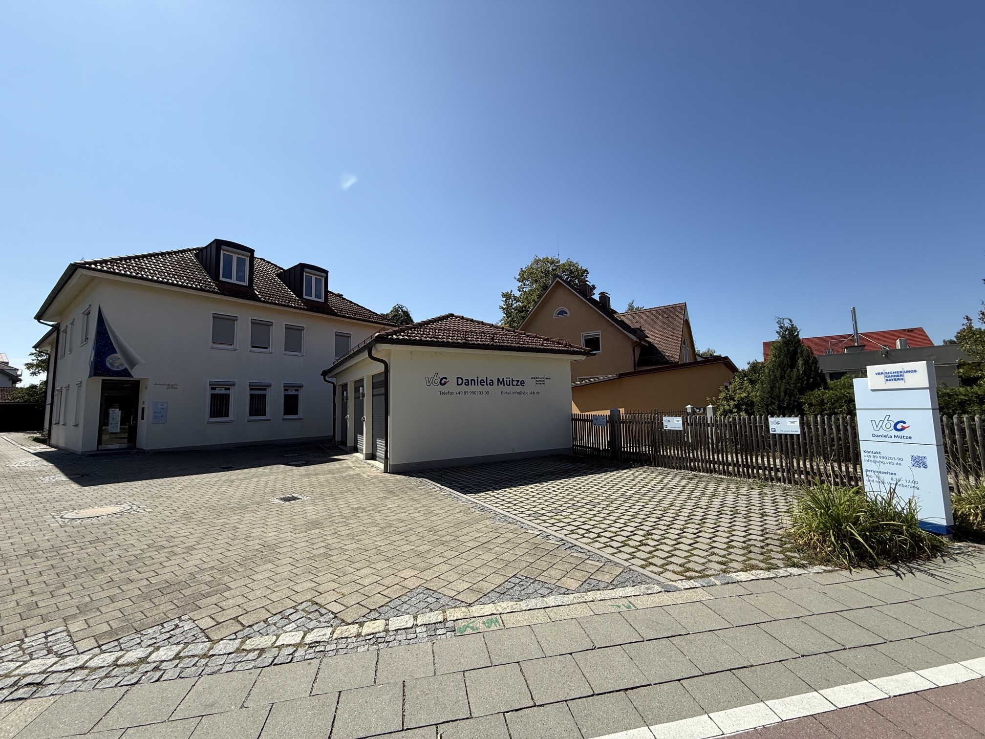 Versicherungskammer Bayern - Versicherungsbüro VBG Daniela Mütze, Hohenlindner Str. 34 a in Feldkirchen