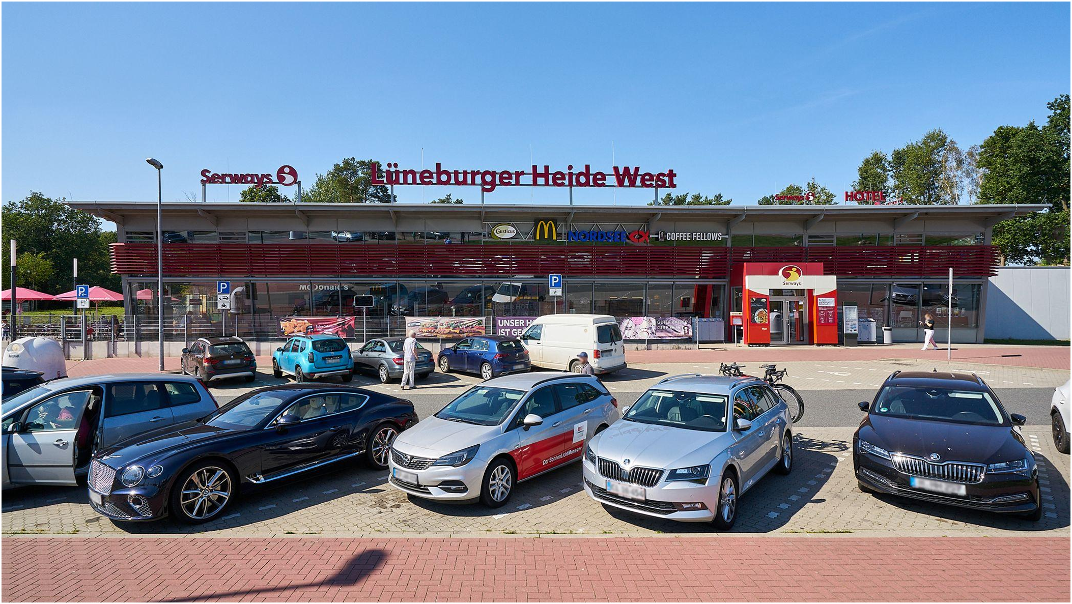 Bild 12 Serways Raststätte Lüneburger Heide West in Bispingen