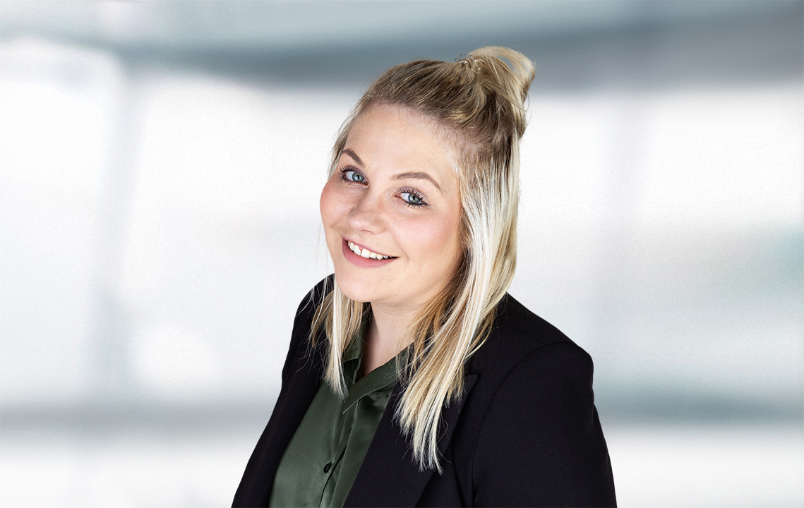 Itzehoer Versicherungen: Anna-Lena Wittern, Münsterdorfer Str. 1 in Lägerdorf