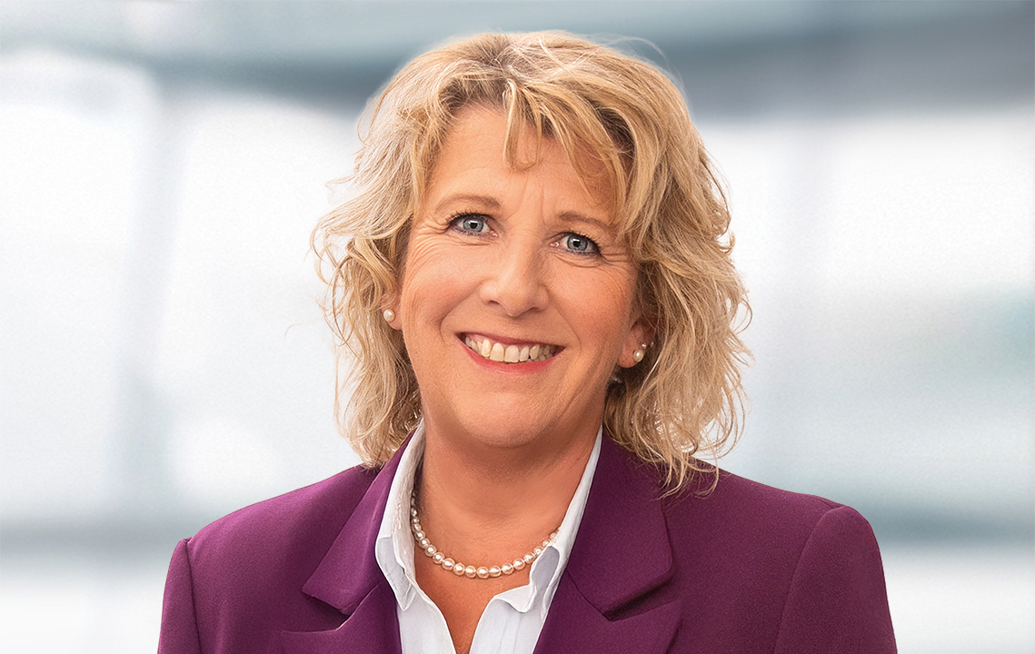 Bilder Itzehoer Versicherungen: Rita Schmidt