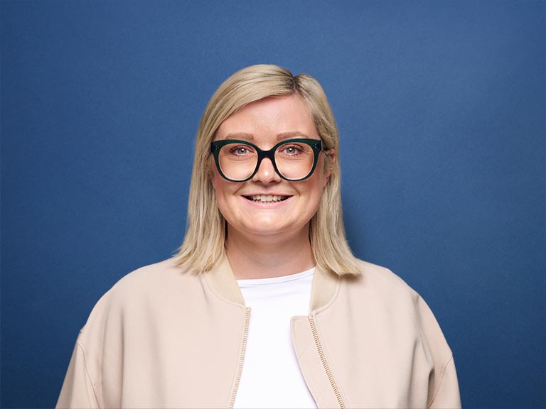 Bild 1 VGH Versicherungen: Svenja Müller in Neuenhaus