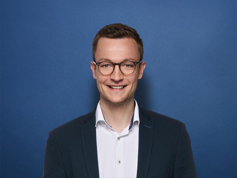 VGH Versicherungen: Fabian Rost in Scharnebeck - Logo