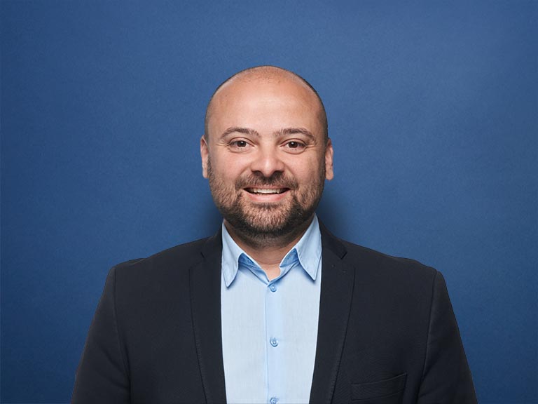 Bild 1 VGH Versicherungen: Aristo Goudoulakis in Bassum