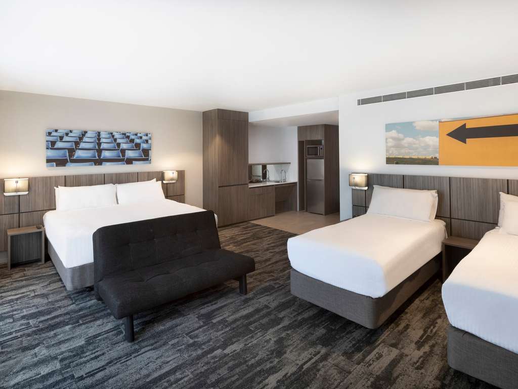 Images Mercure Sydney Blacktown