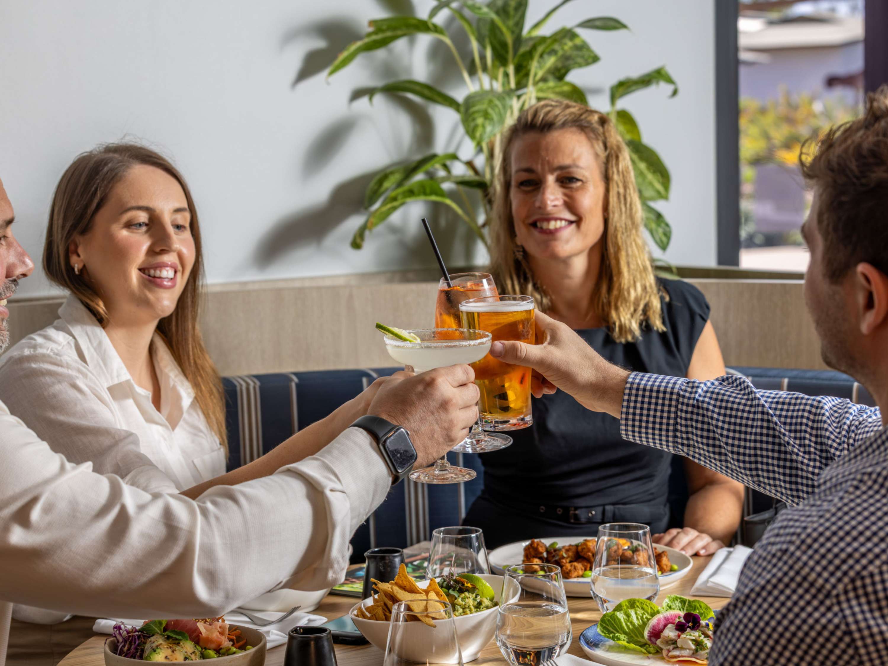 Images Poolhouse Bar & Kitchen