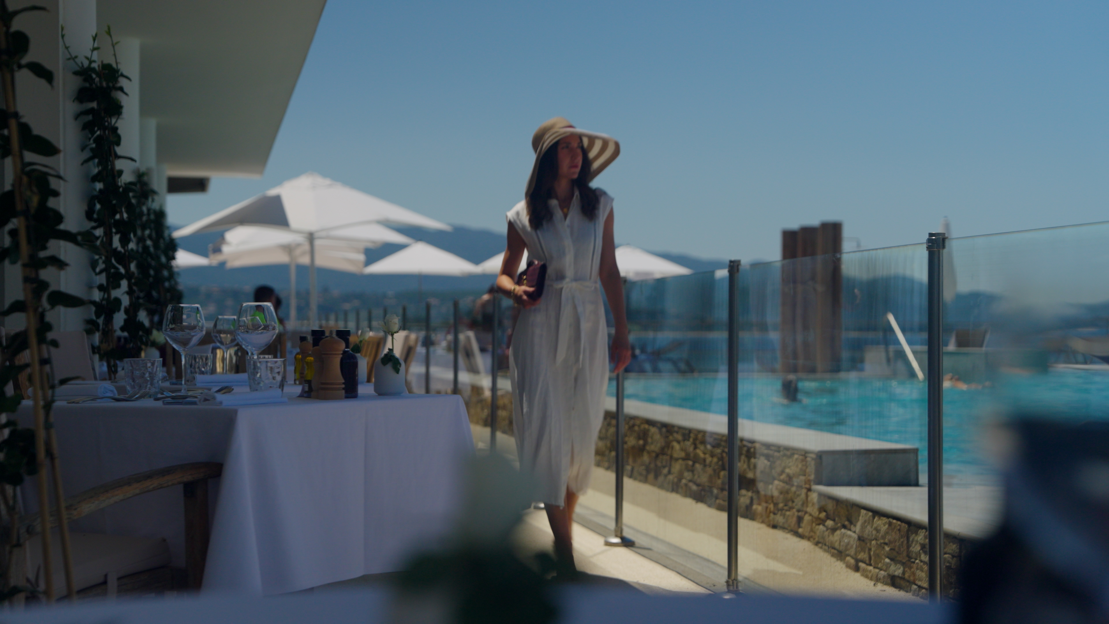 Savourez chaque instant face à la Méditerranée, dans un cadre élégant où gastronomie, détente et panorama exceptionnel se rencontrent. Savourez chaque instant face à la Méditerranée, dans un cadre élégant où gastronomie, détente et panorama exceptionnel se rencontrent.