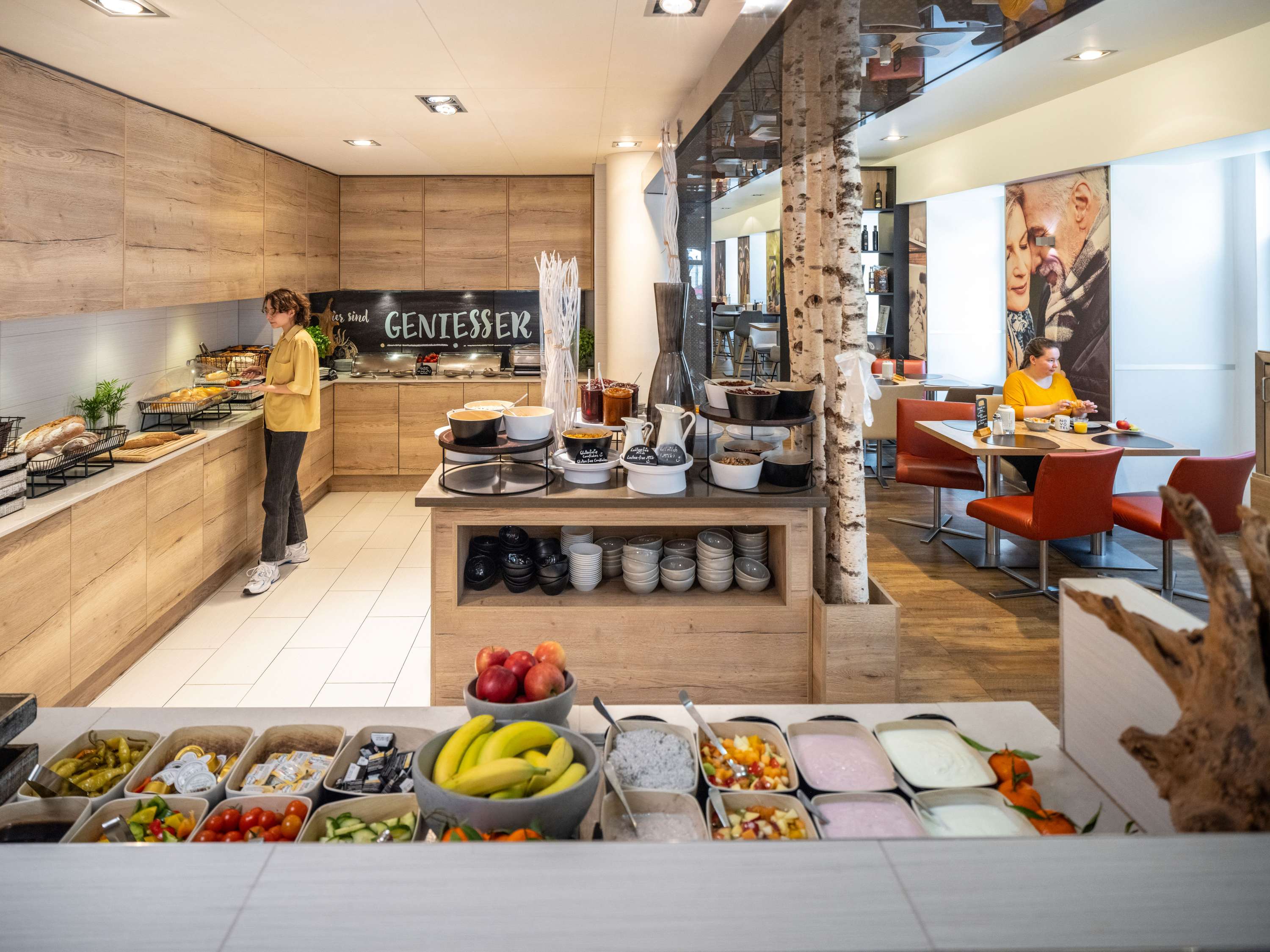 FAMILY AND FRIENDS   THE SNUGGLY, Aspernbrueckengasse 1 in Vienna