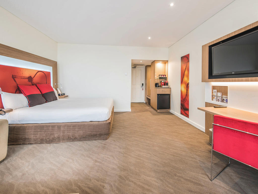 Images Novotel Sydney West HQ