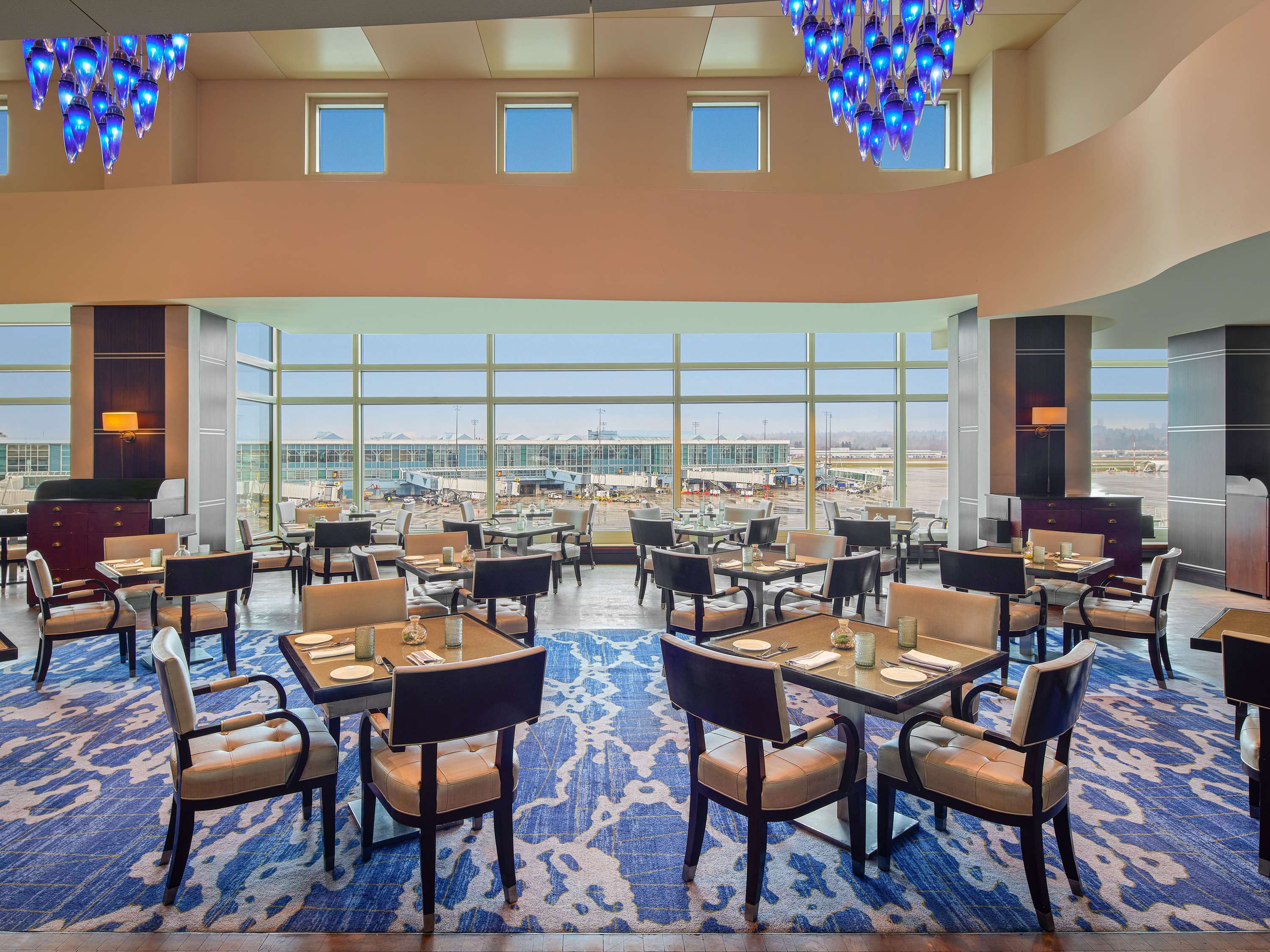 Images GLOBE @ YVR RESTAURANT