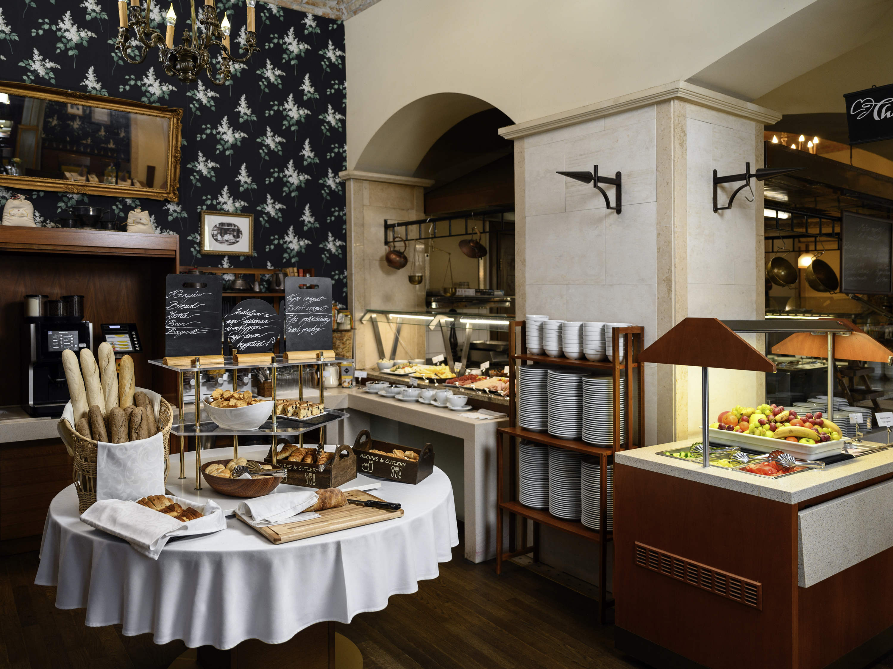 Images Bistro 10