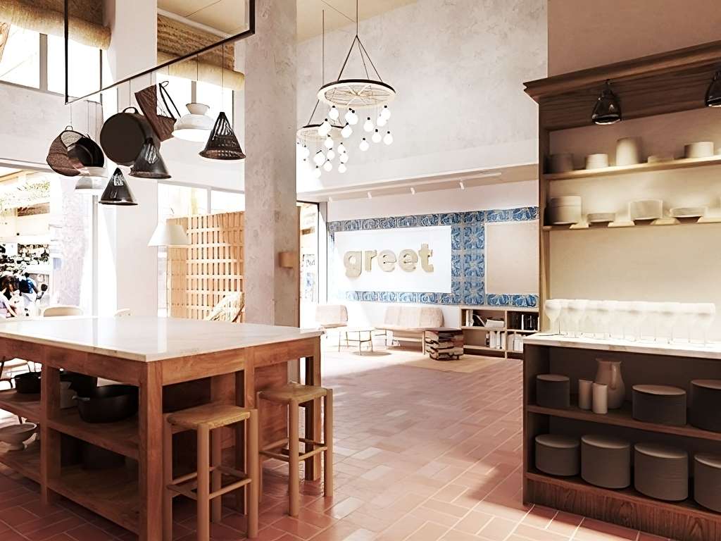 Images greet Alicante Centro