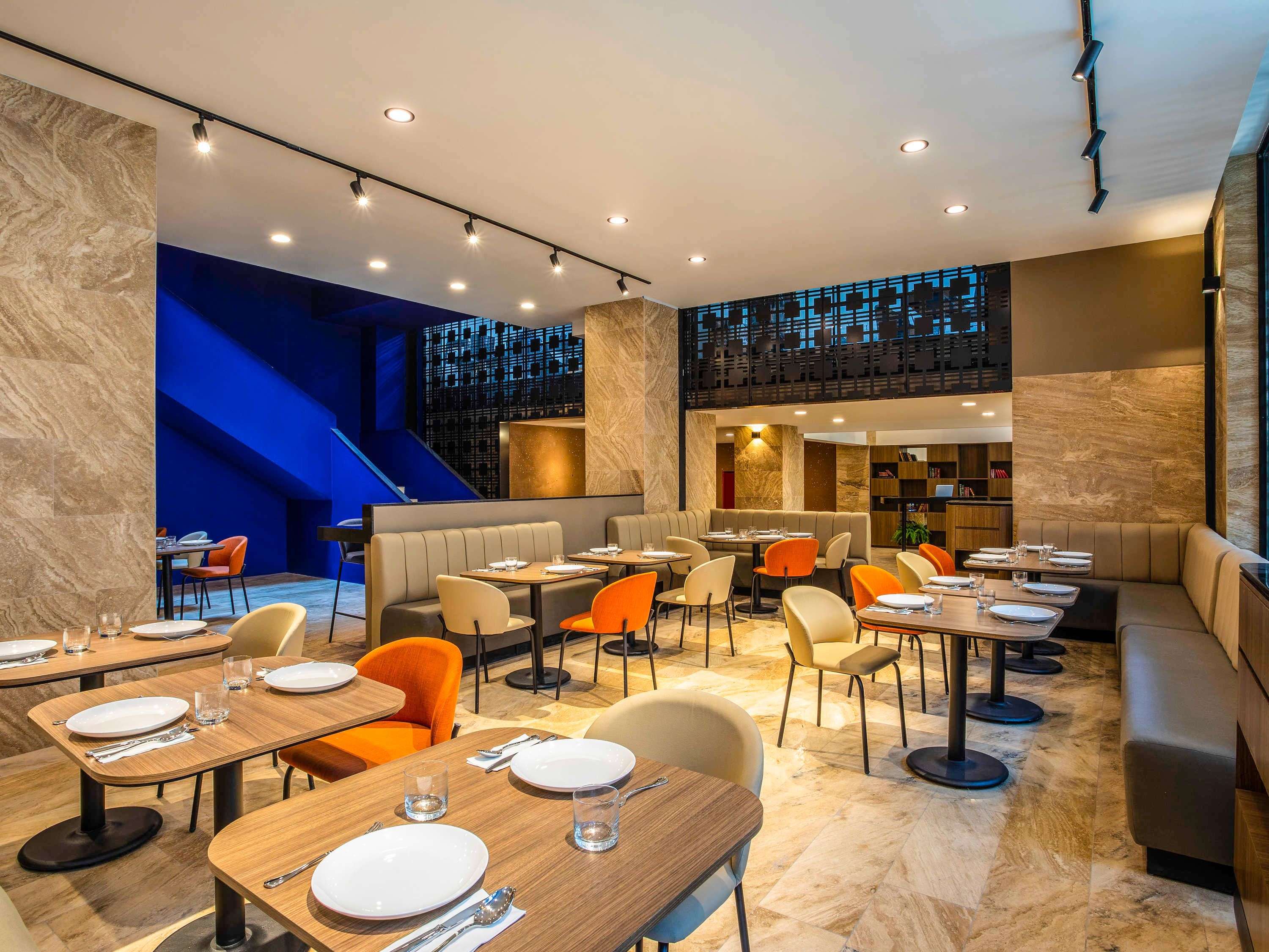 Images Delia Bistro