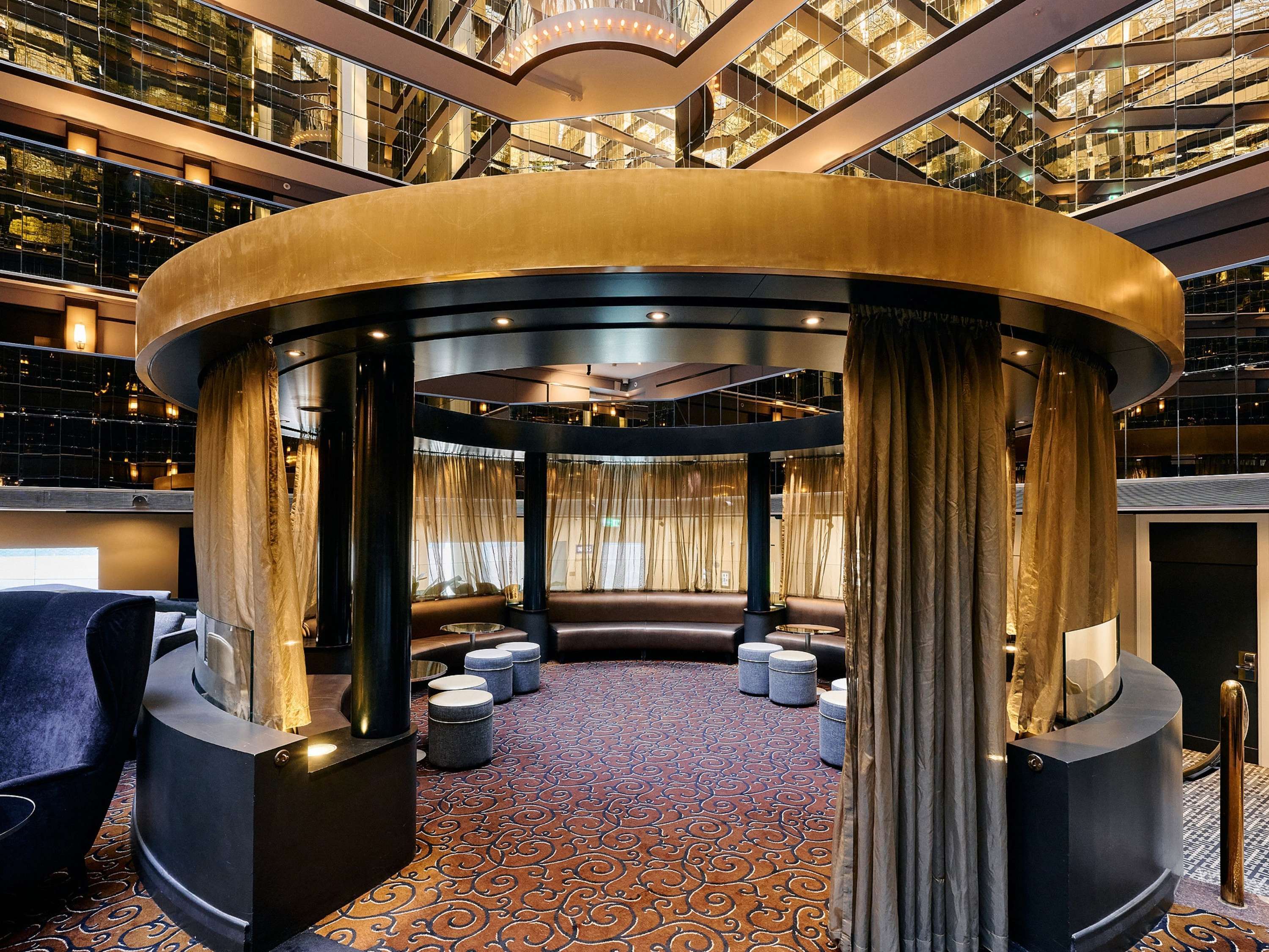 Images THE ATRIUM ON 35