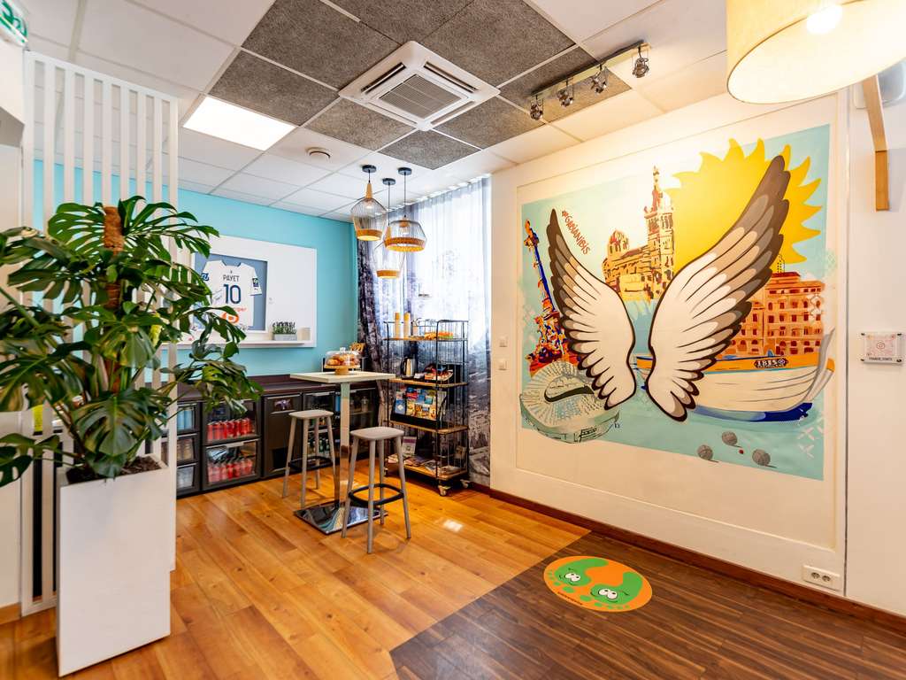 Images ibis Styles  Marseille Centre Prado Place Castellane