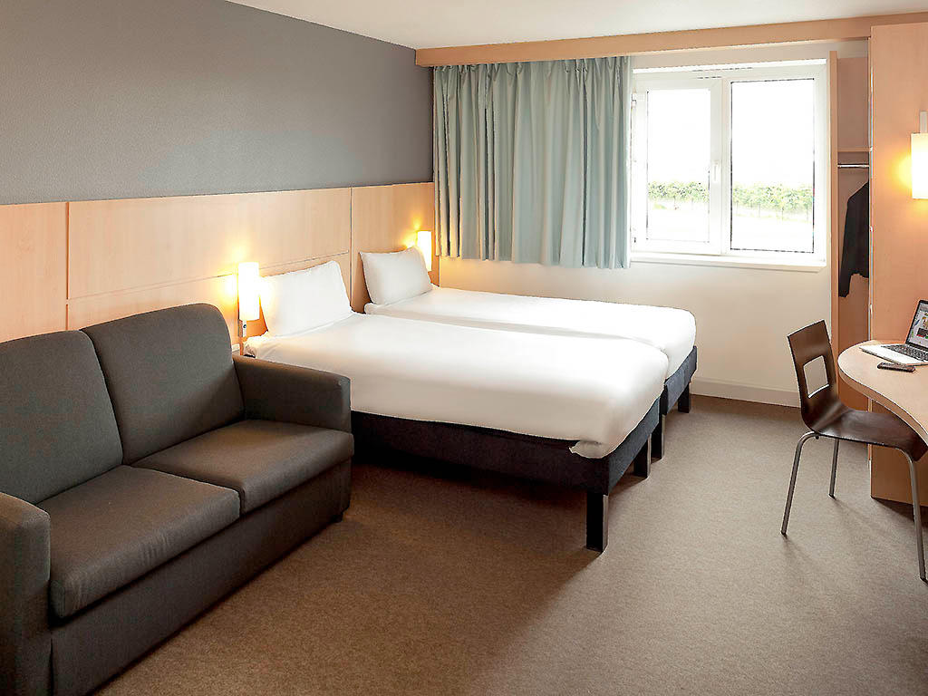 Hotel ibis Dublin 9